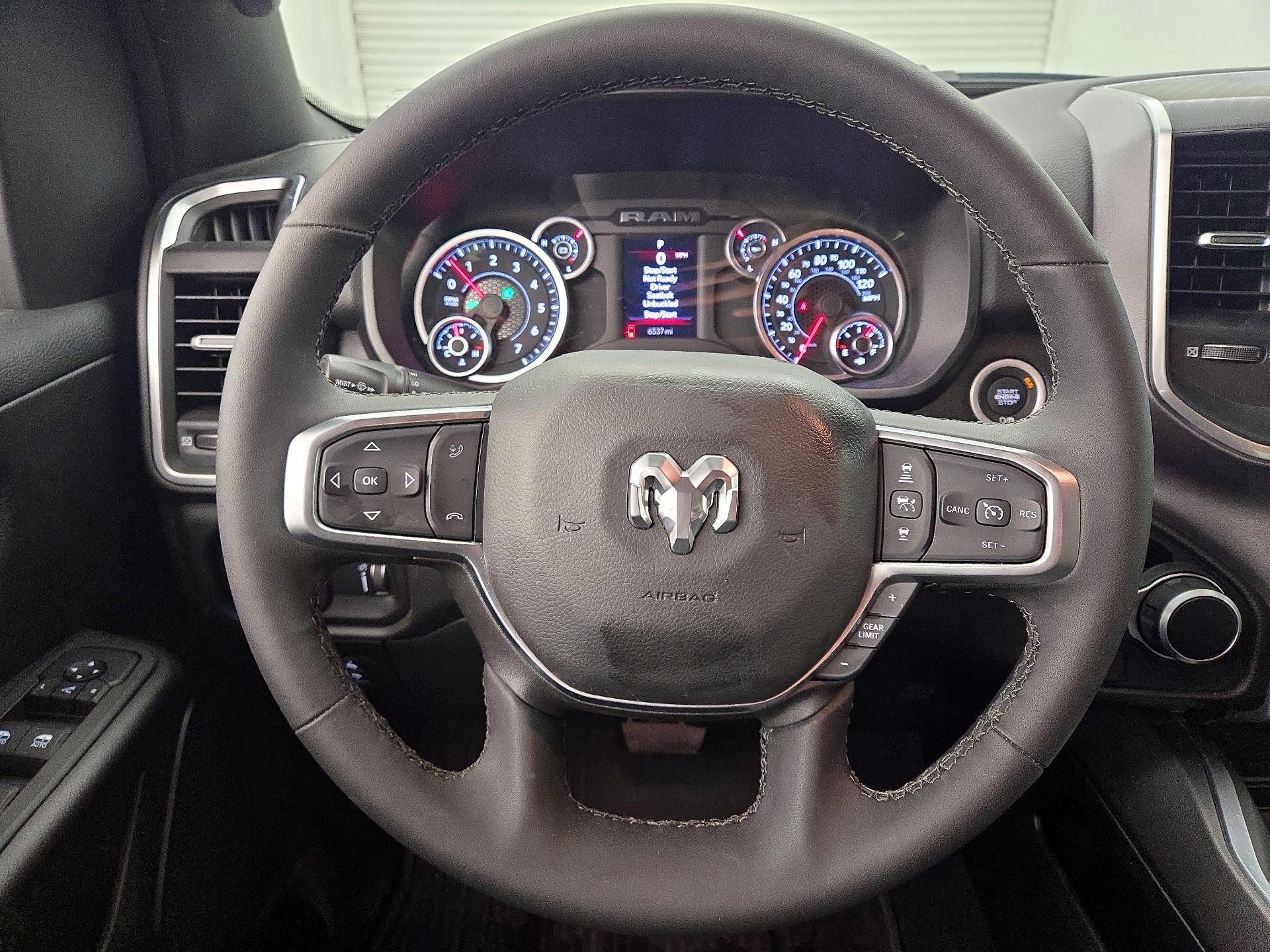 Thumbnail: 2025 RAM 1500 - 10