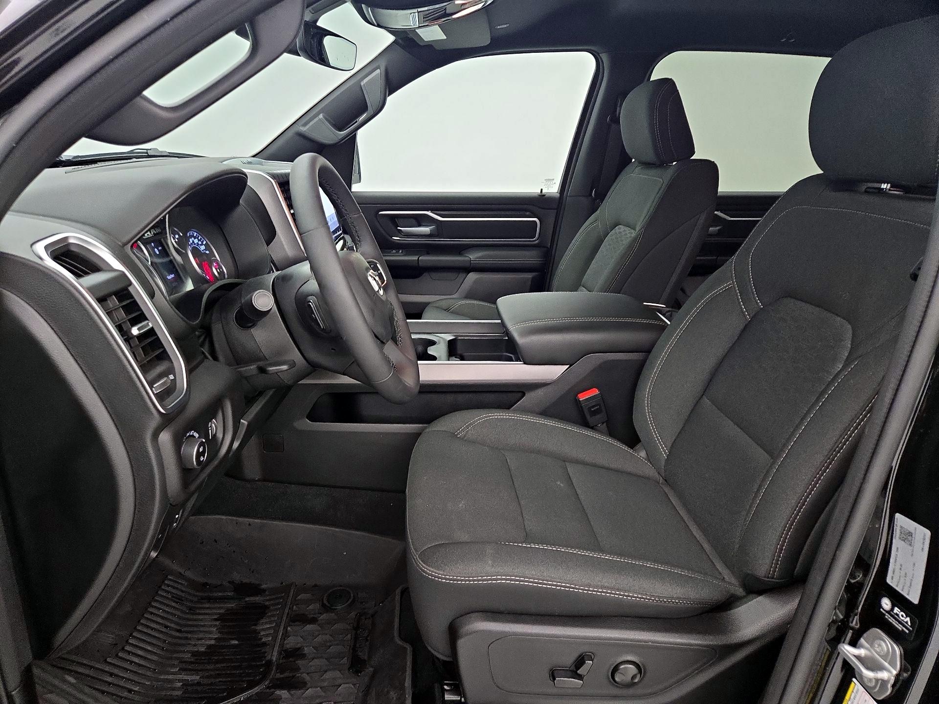 Thumbnail: 2025 RAM 1500 - 11