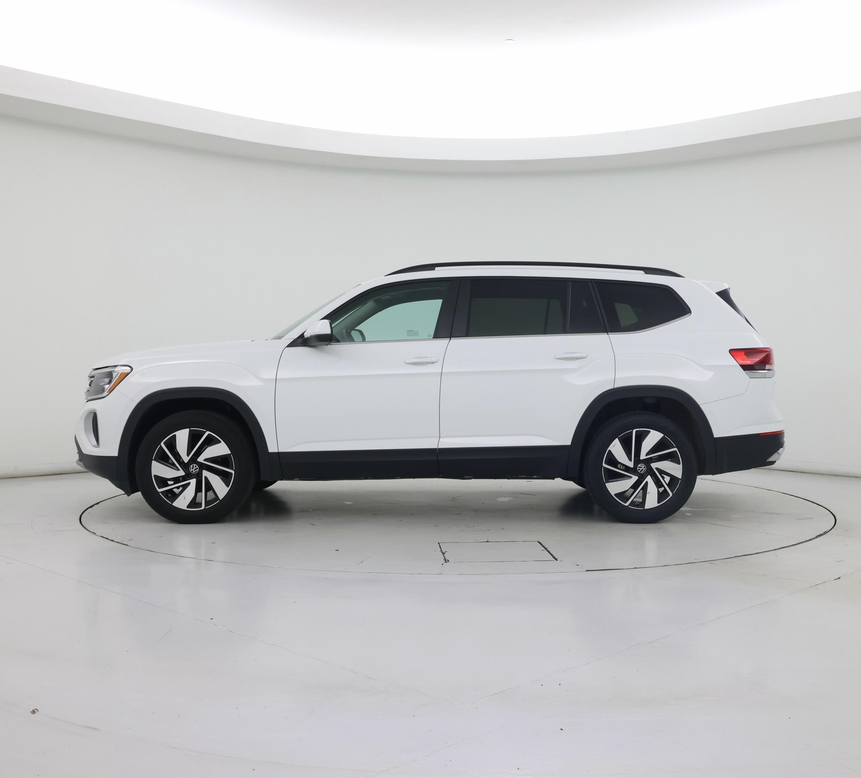 Thumbnail: 2024 Volkswagen Atlas - 3