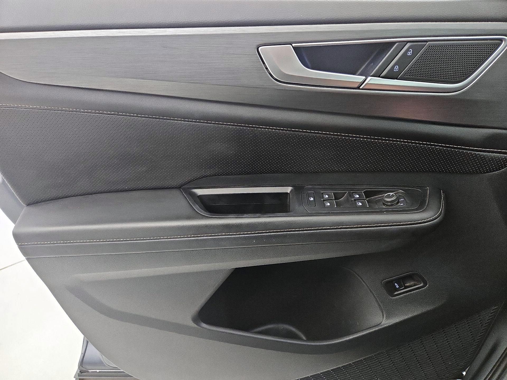 Thumbnail: 2024 Volkswagen Atlas - 12