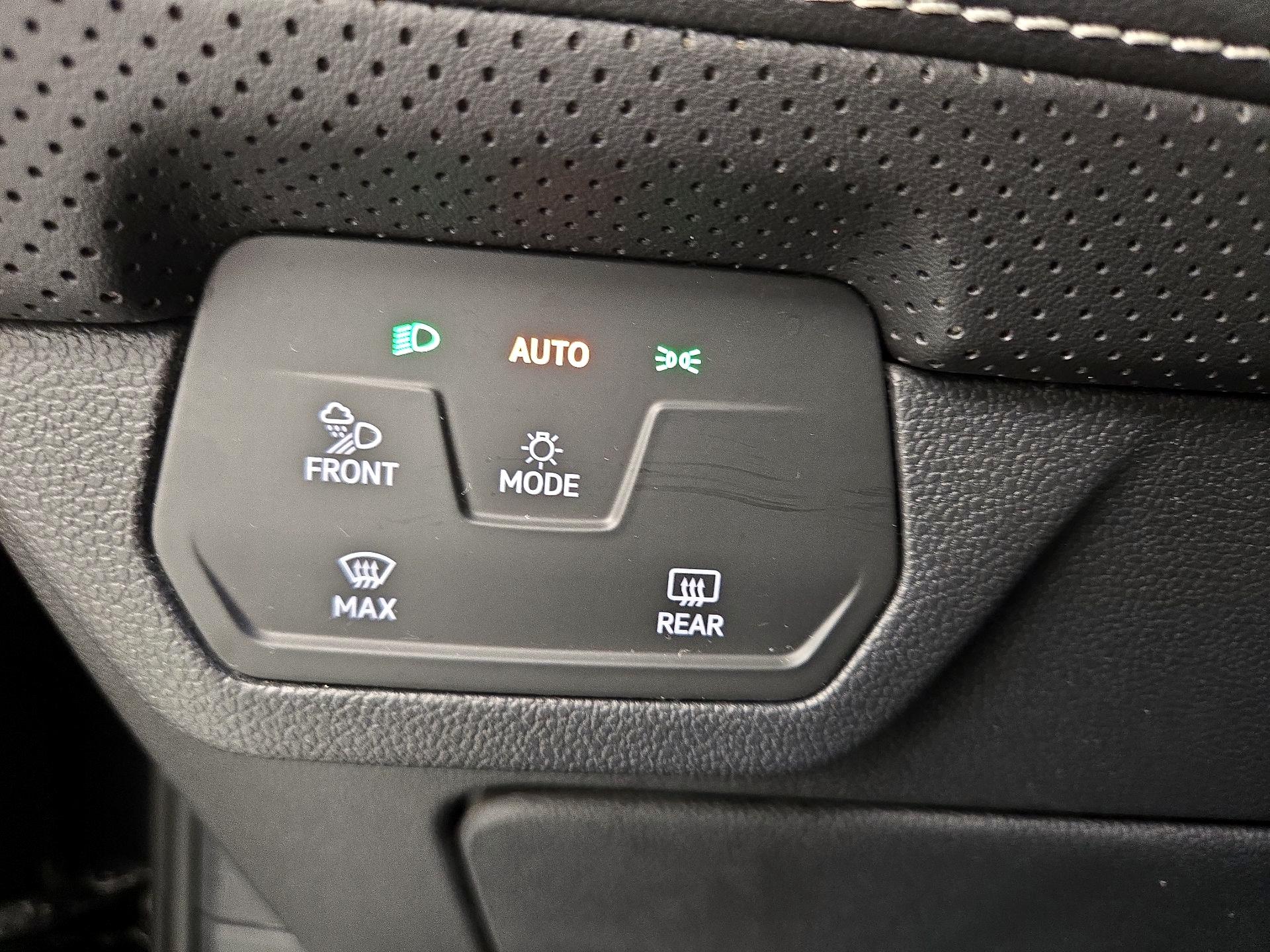 Thumbnail: 2024 Volkswagen Atlas - 13