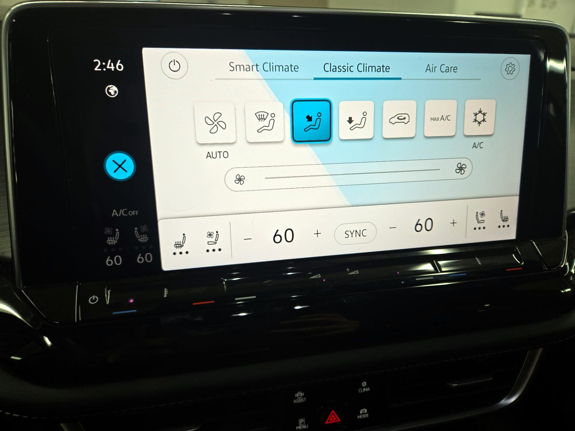 Thumbnail: 2024 Volkswagen Atlas - 16