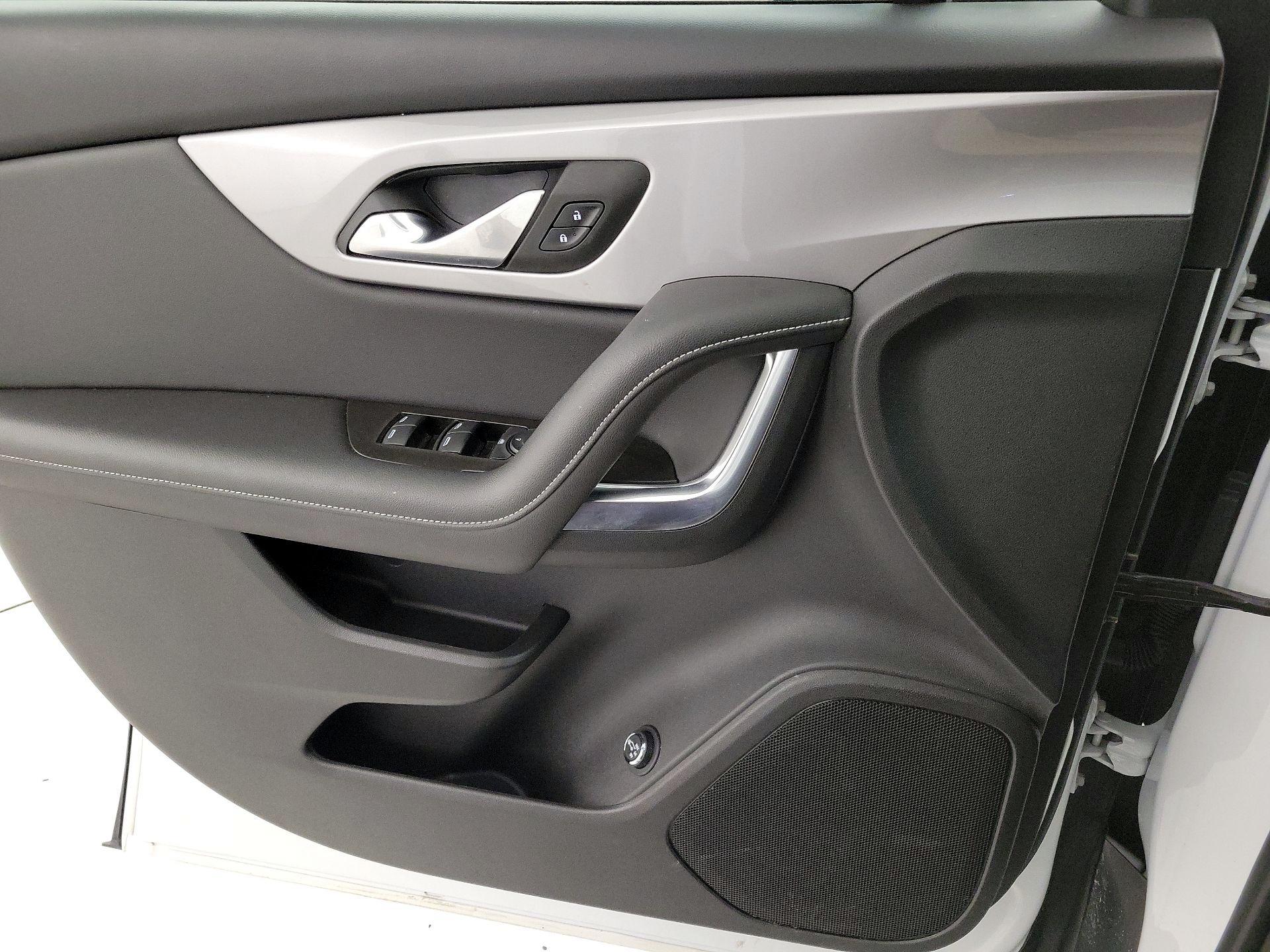 Thumbnail: 2023 Chevrolet Blazer - 12