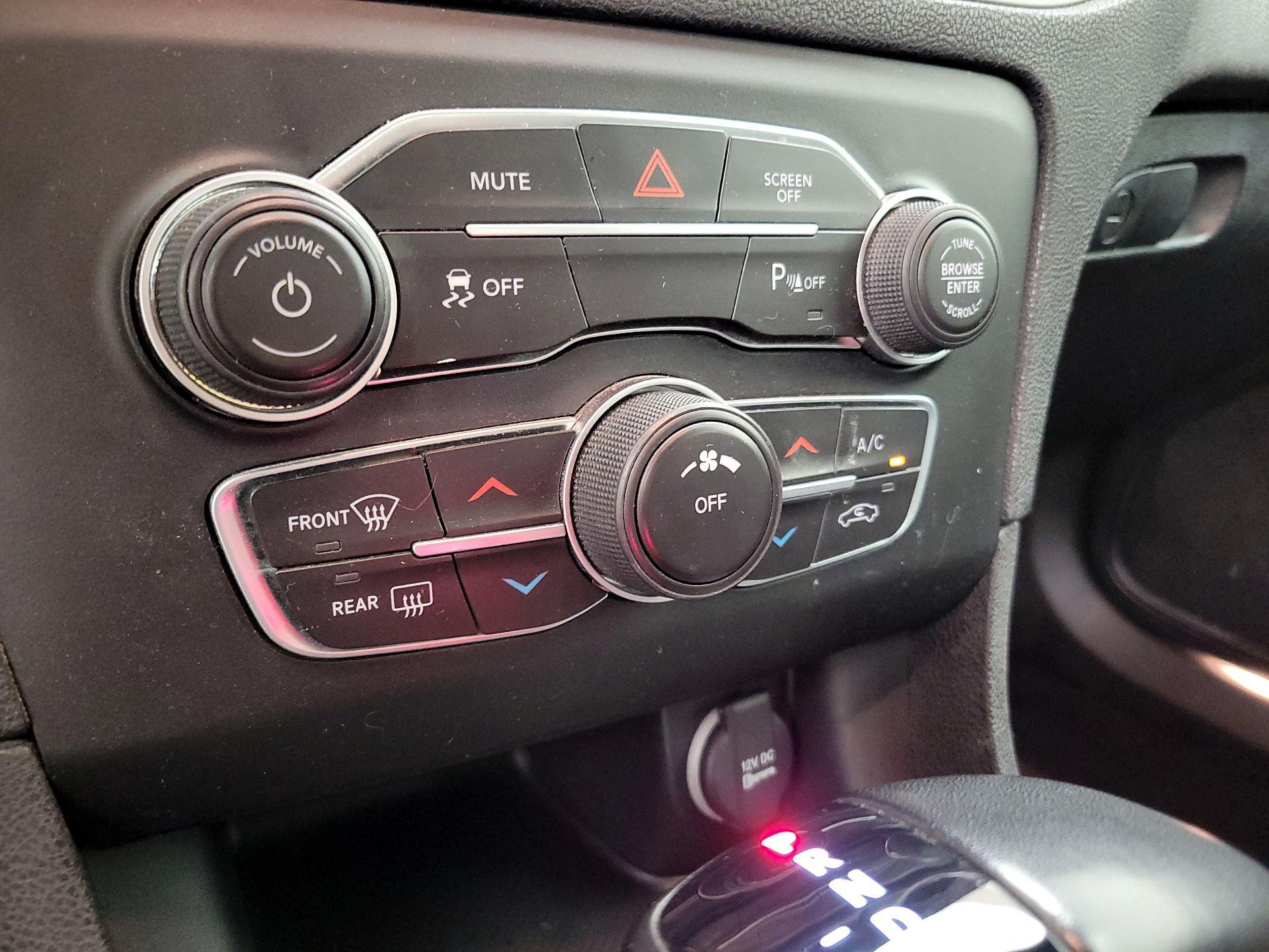 Thumbnail: 2023 Dodge Charger - 16