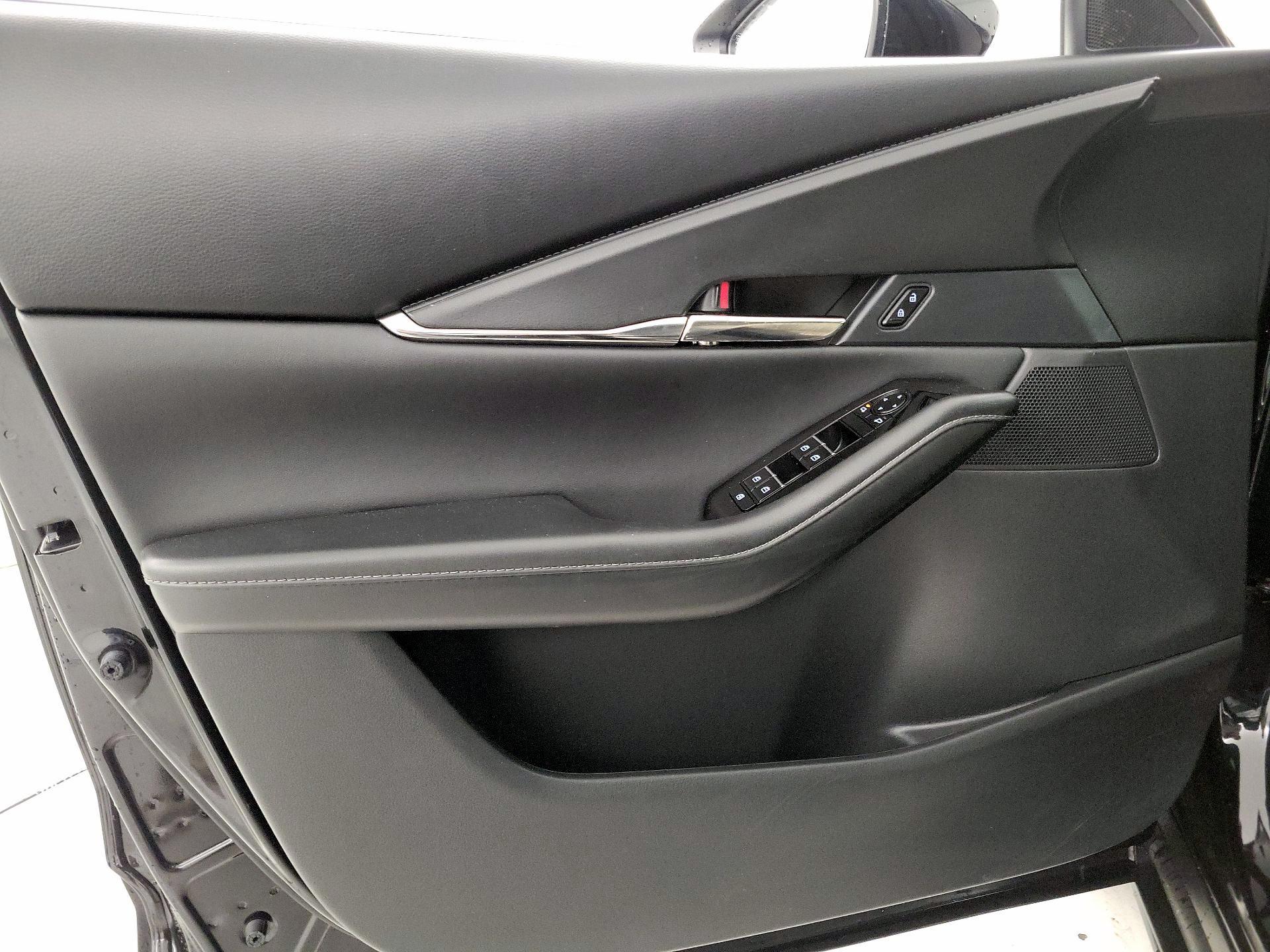 Thumbnail: 2025 Mazda CX-30 - 12