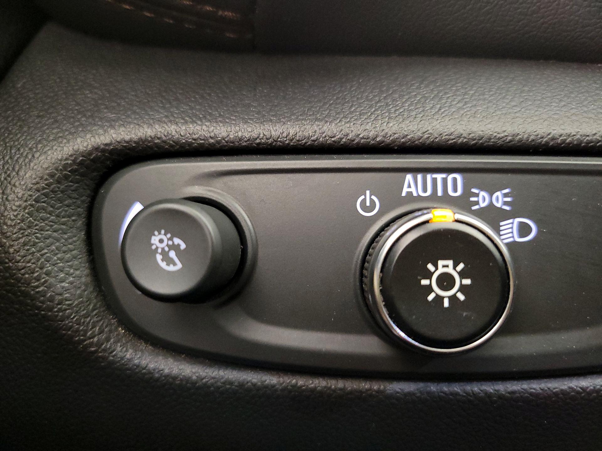 Thumbnail: 2022 Chevrolet Blazer - 13