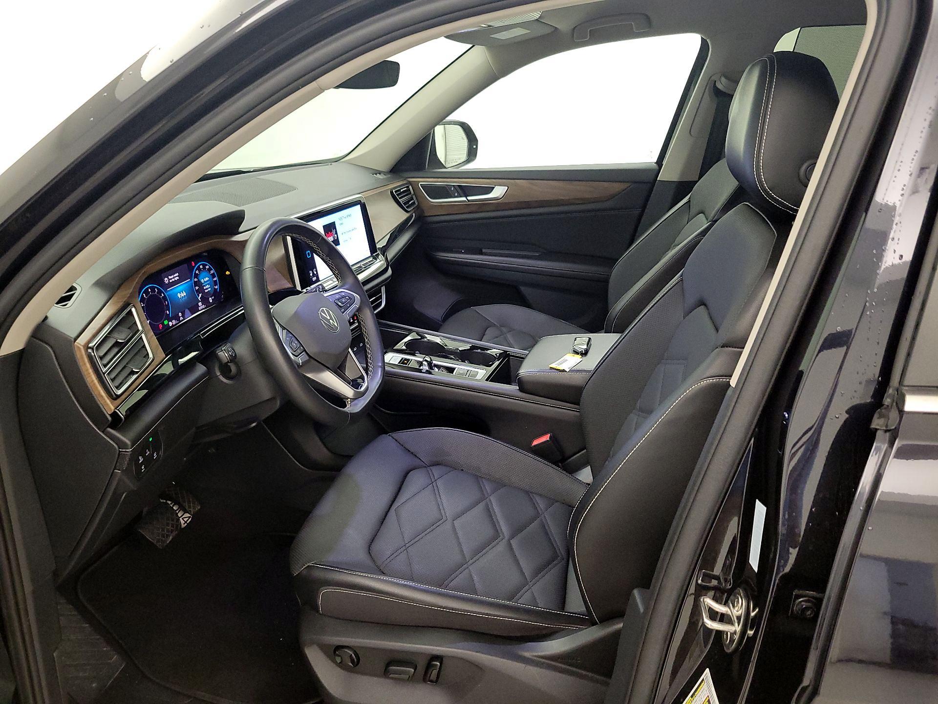 Thumbnail: 2024 Volkswagen Atlas - 11