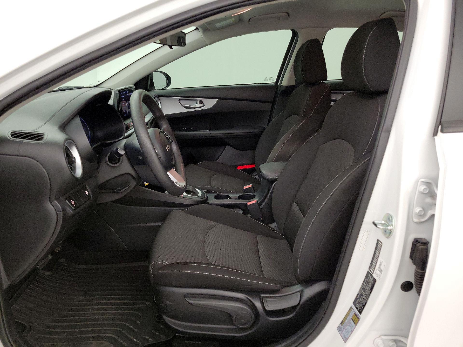 Thumbnail: 2023 Kia Forte - 11