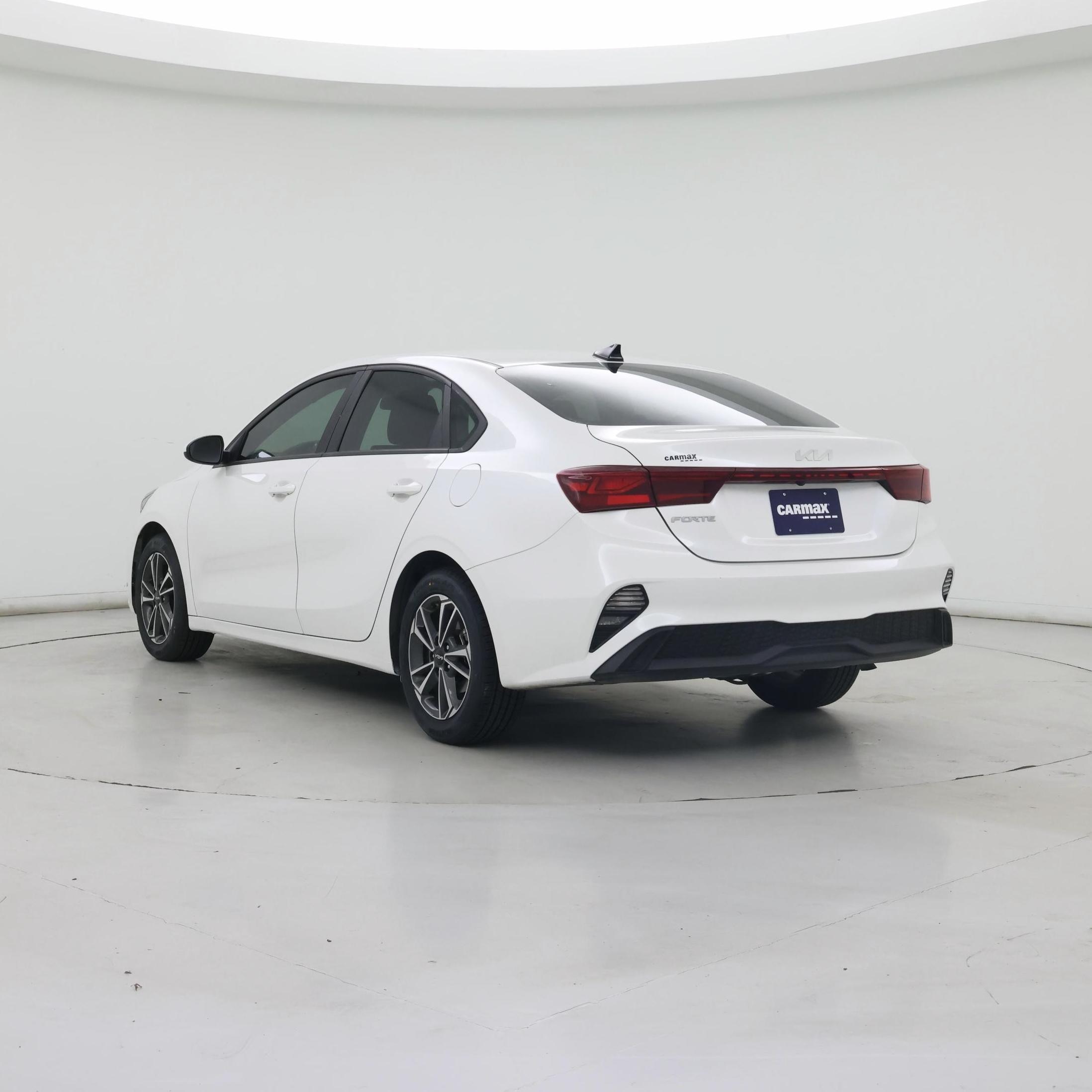 Thumbnail: 2023 Kia Forte - 2