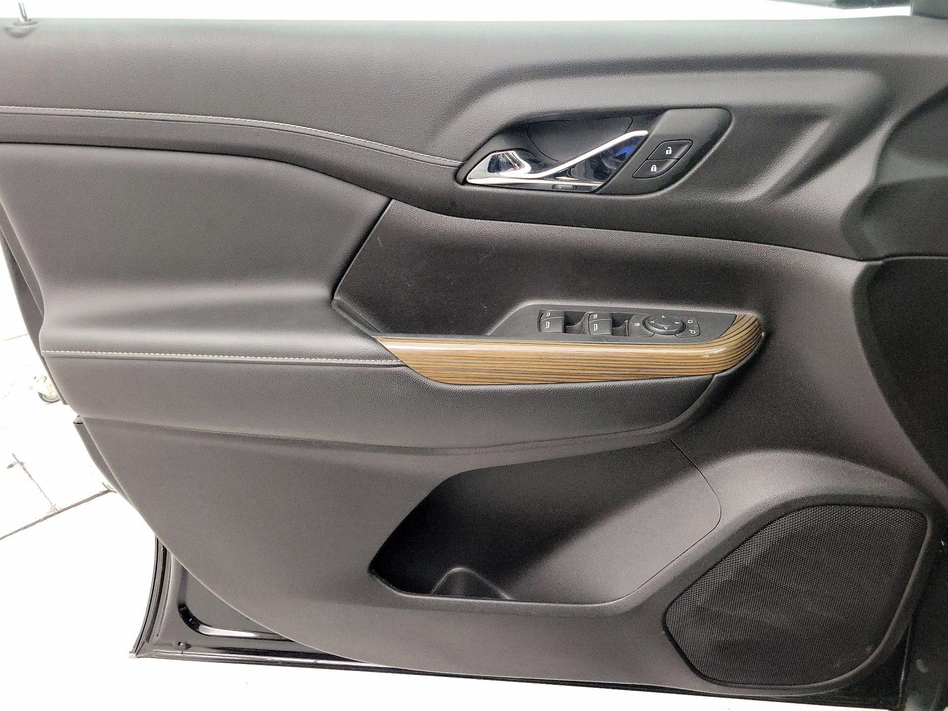 Thumbnail: 2023 GMC Acadia - 12