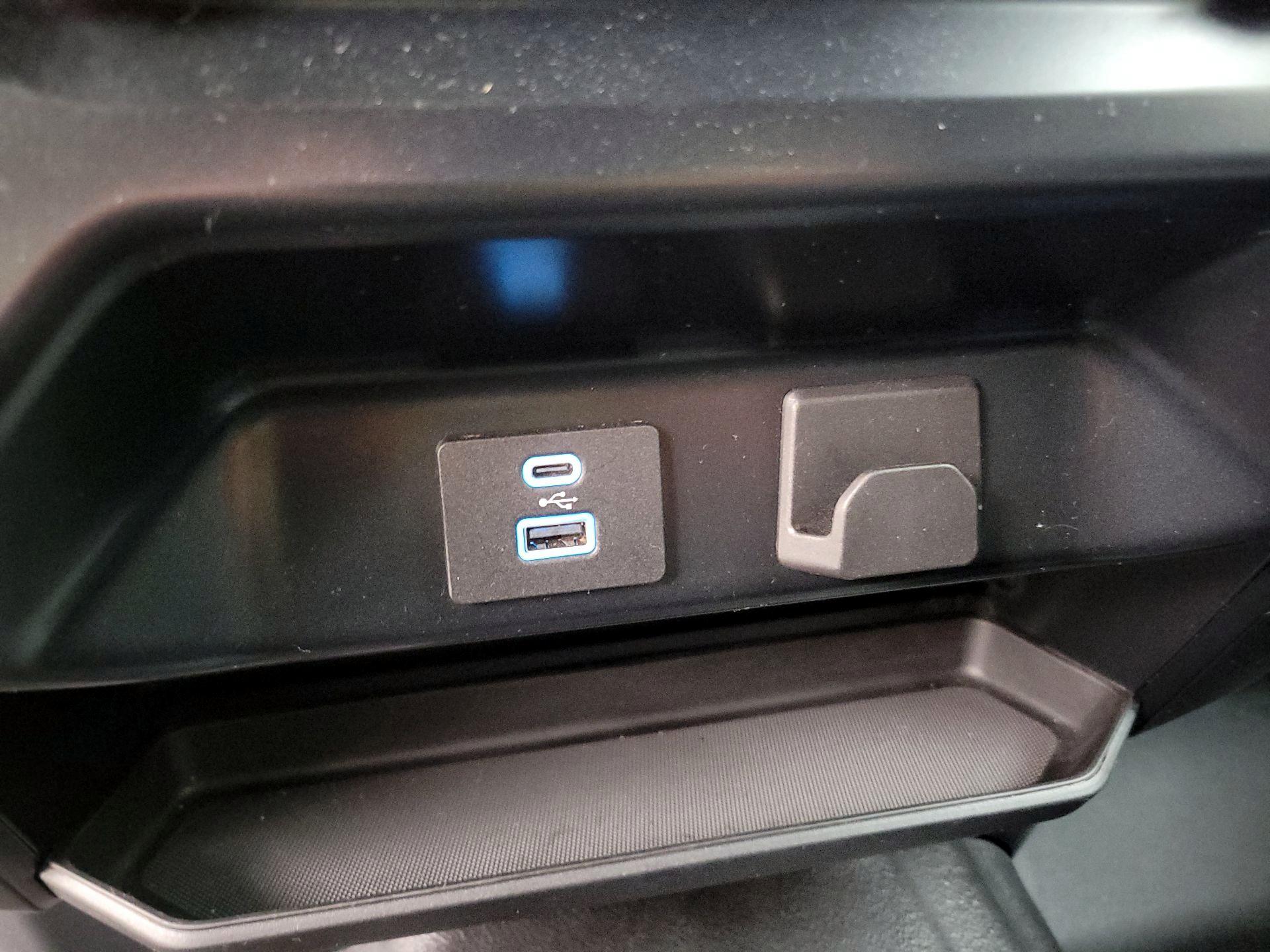 Thumbnail: 2023 Ford F-150 - 19