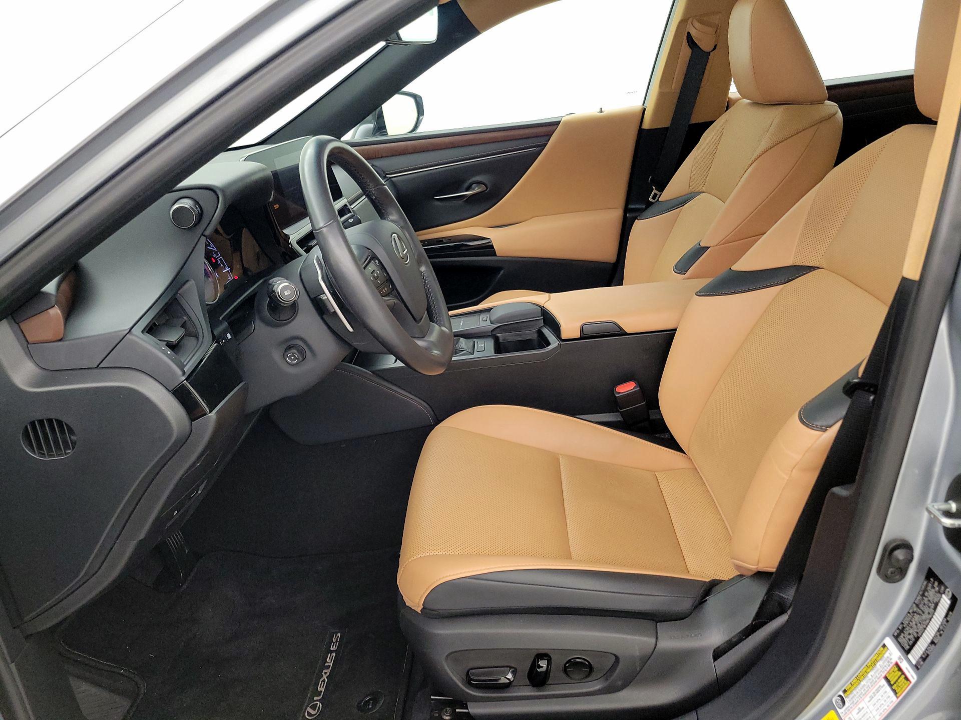 Thumbnail: 2022 Lexus ES - 11