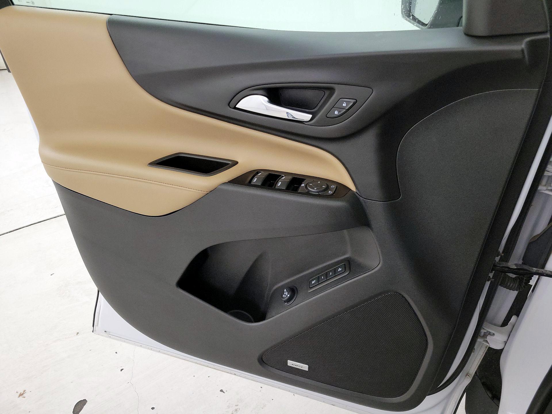 Thumbnail: 2023 Chevrolet Equinox - 12