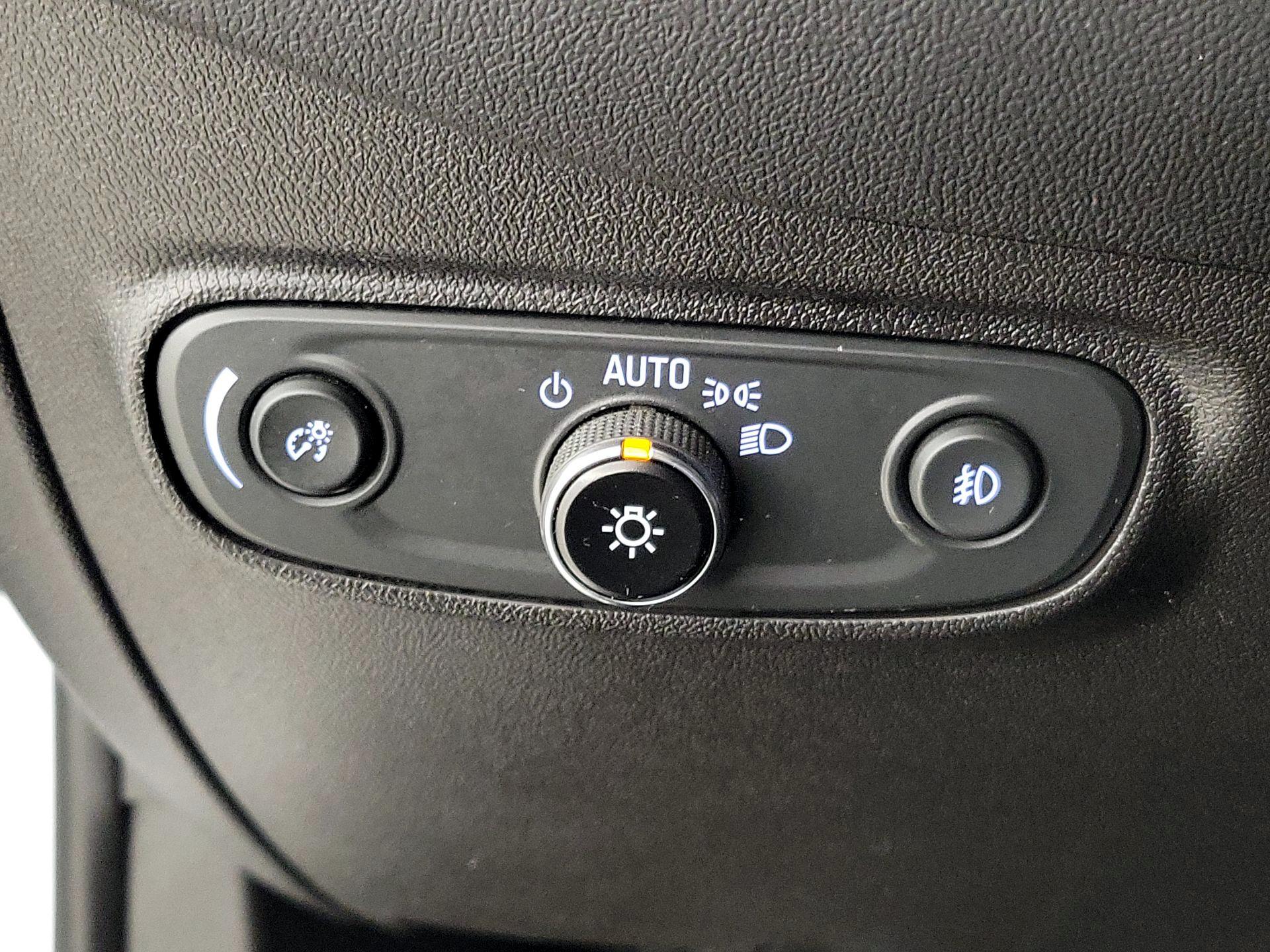 Thumbnail: 2023 Chevrolet Equinox - 13