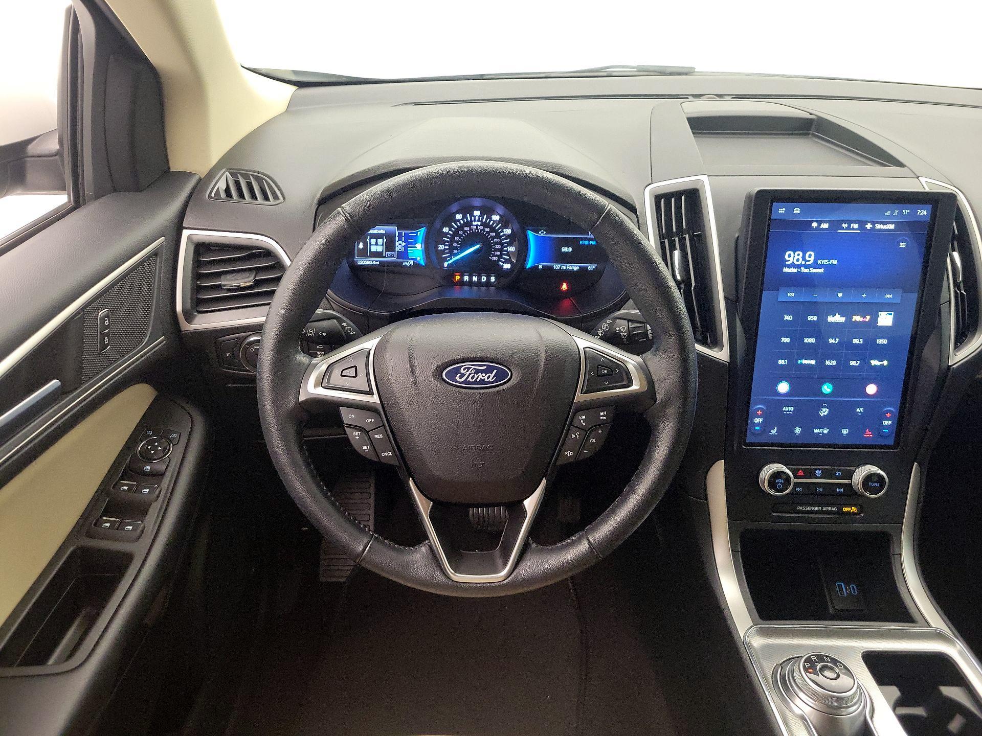 Thumbnail: 2022 Ford Edge - 10