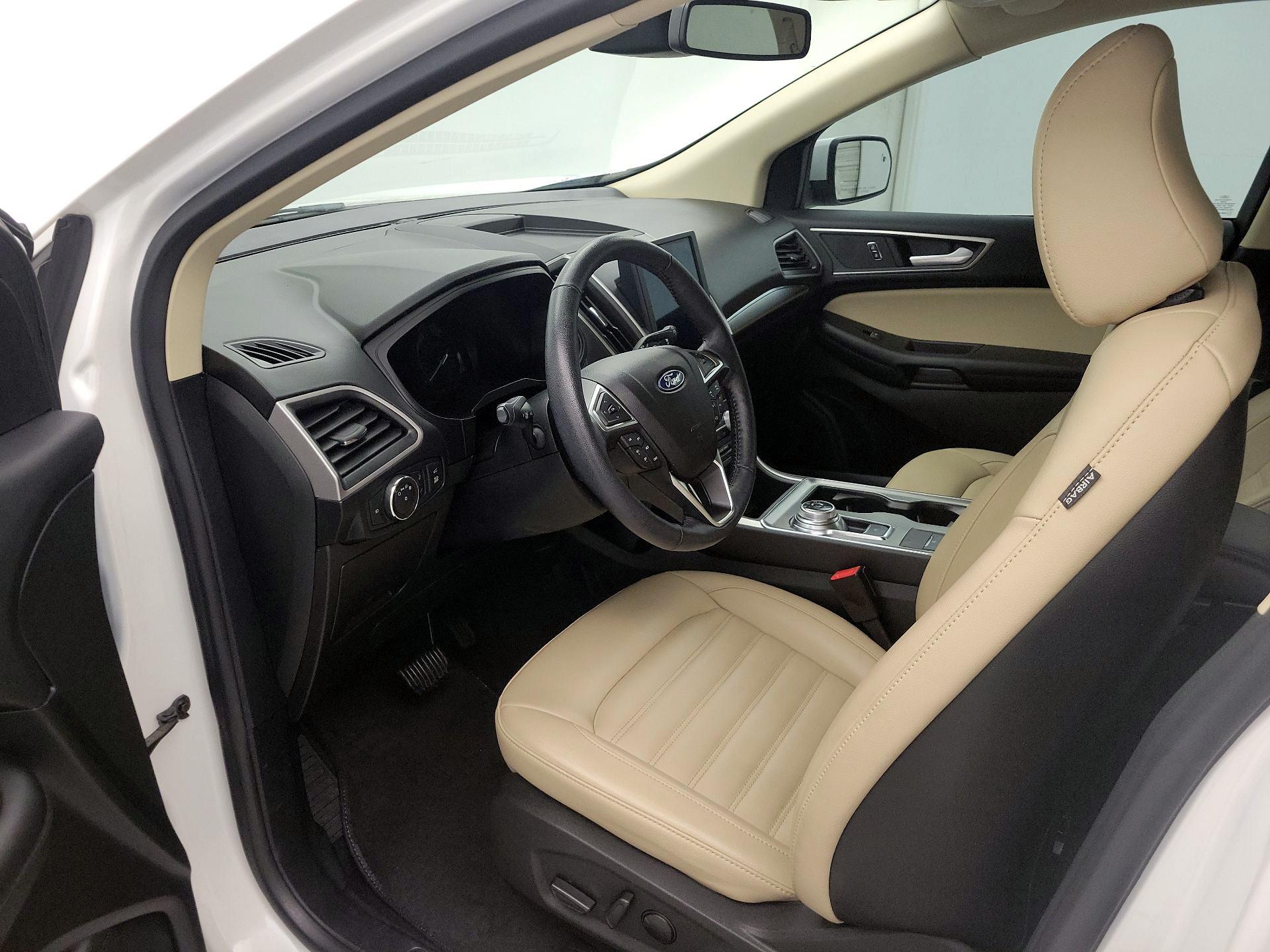 Thumbnail: 2022 Ford Edge - 11