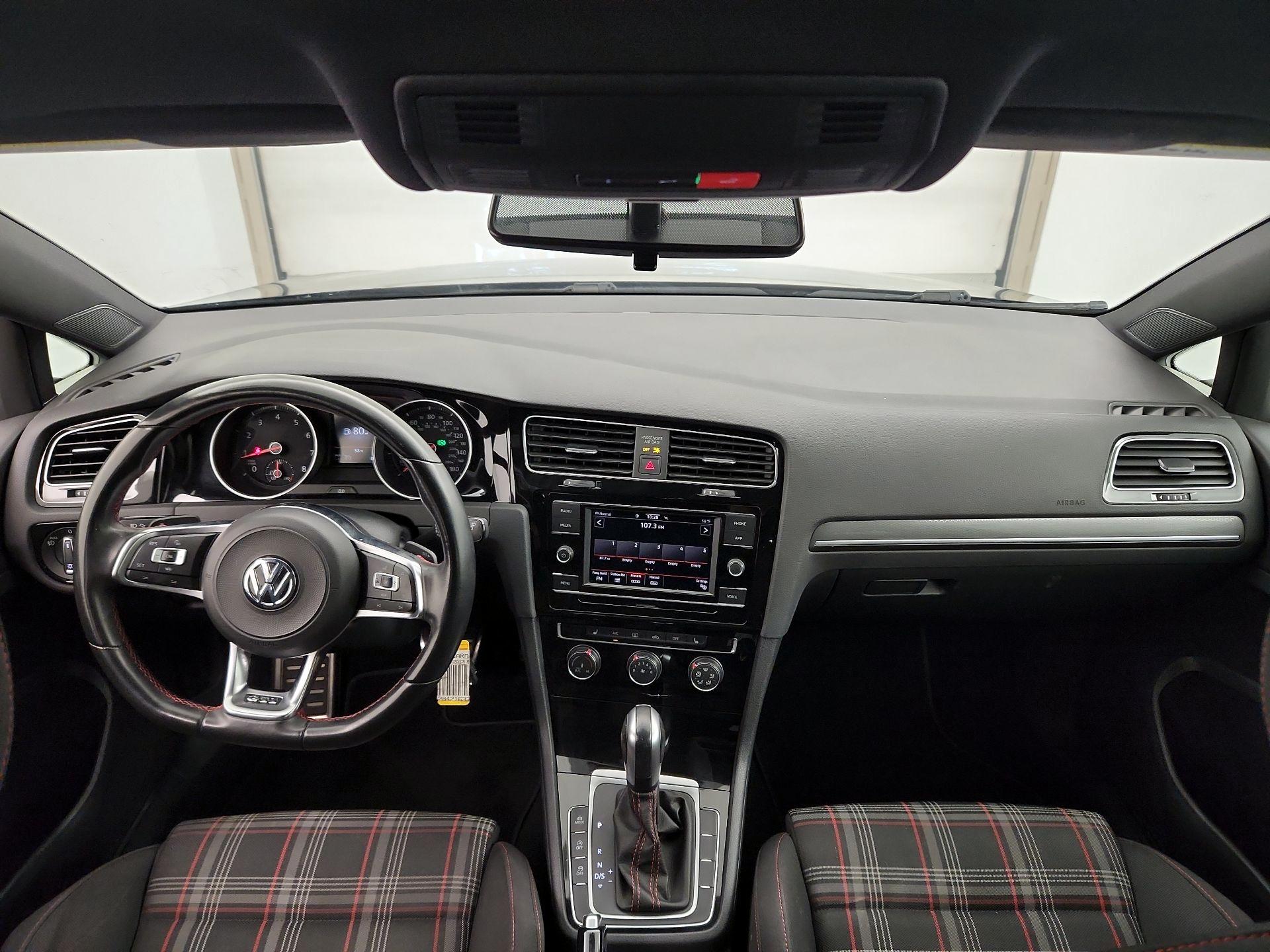 Thumbnail: 2020 Volkswagen Golf - 9