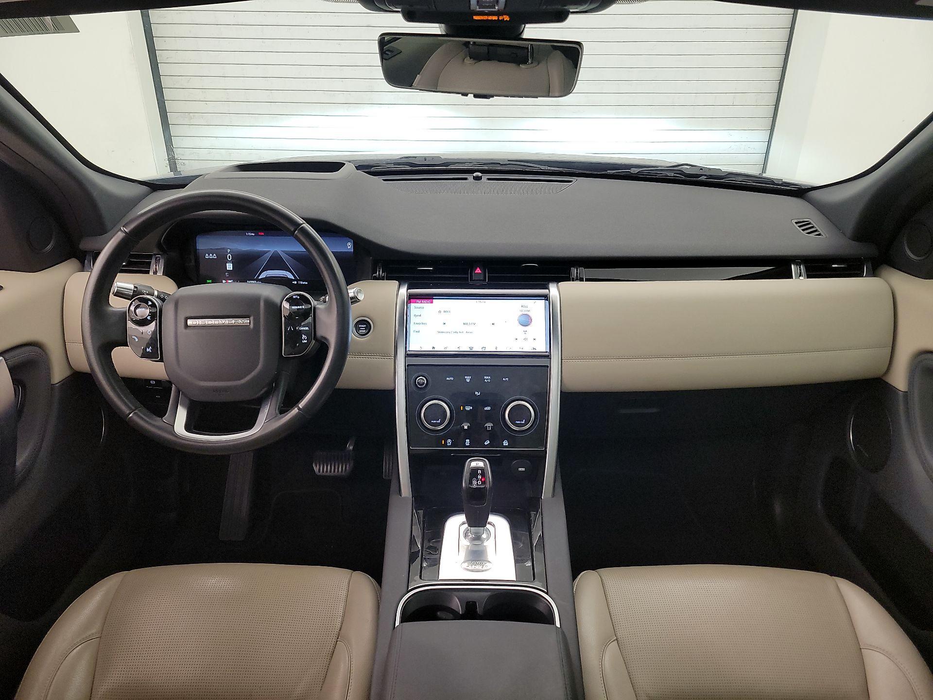 Thumbnail: 2020 Land Rover Discovery Sport - 9