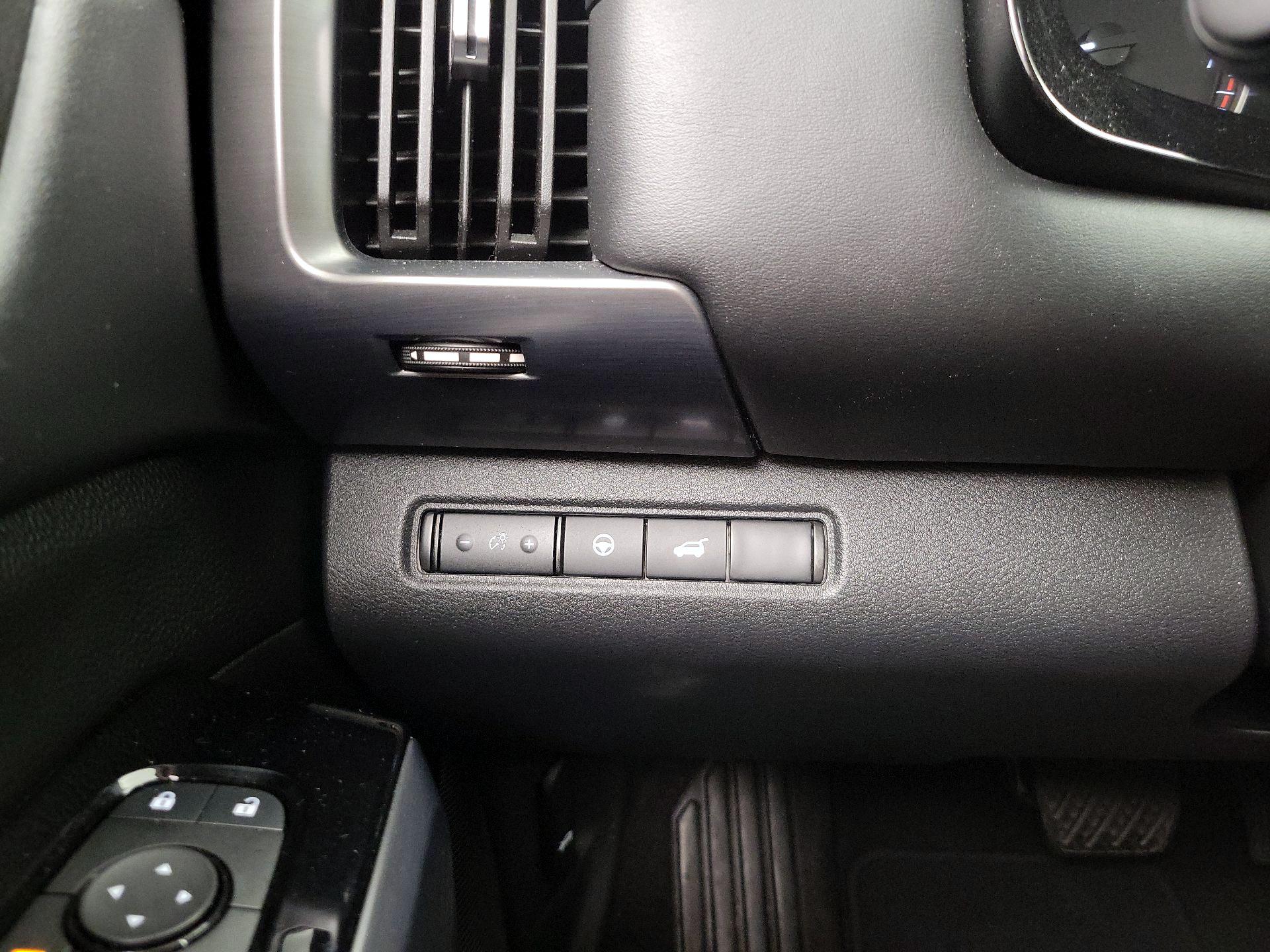 Thumbnail: 2023 Nissan Pathfinder - 13