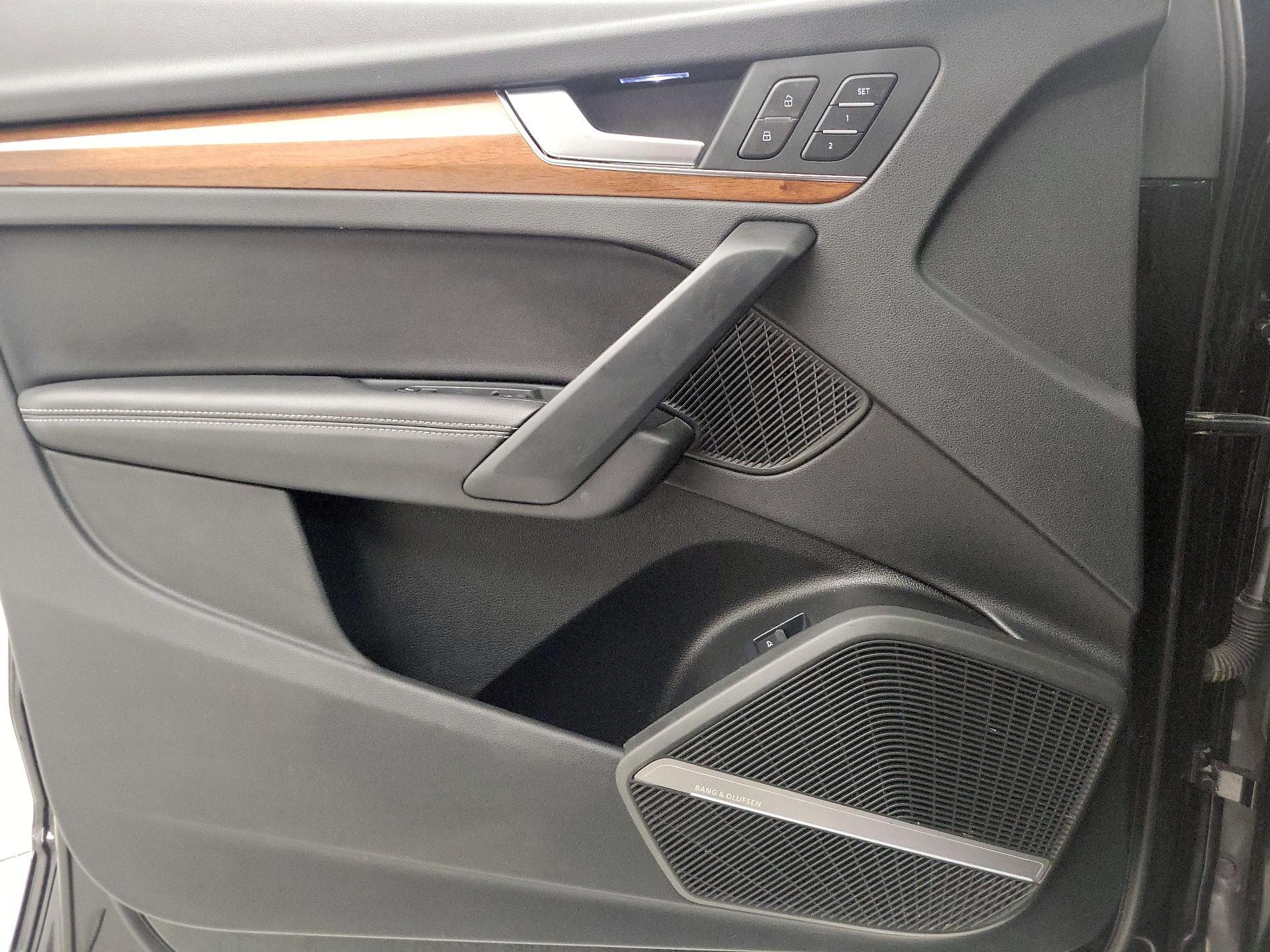 Thumbnail: 2023 Audi Q5 - 12