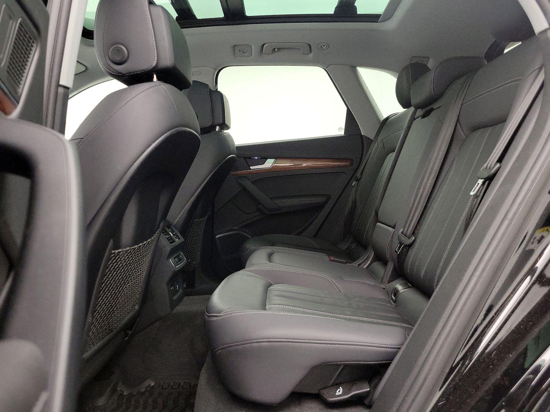 Thumbnail: 2023 Audi Q5 - 20