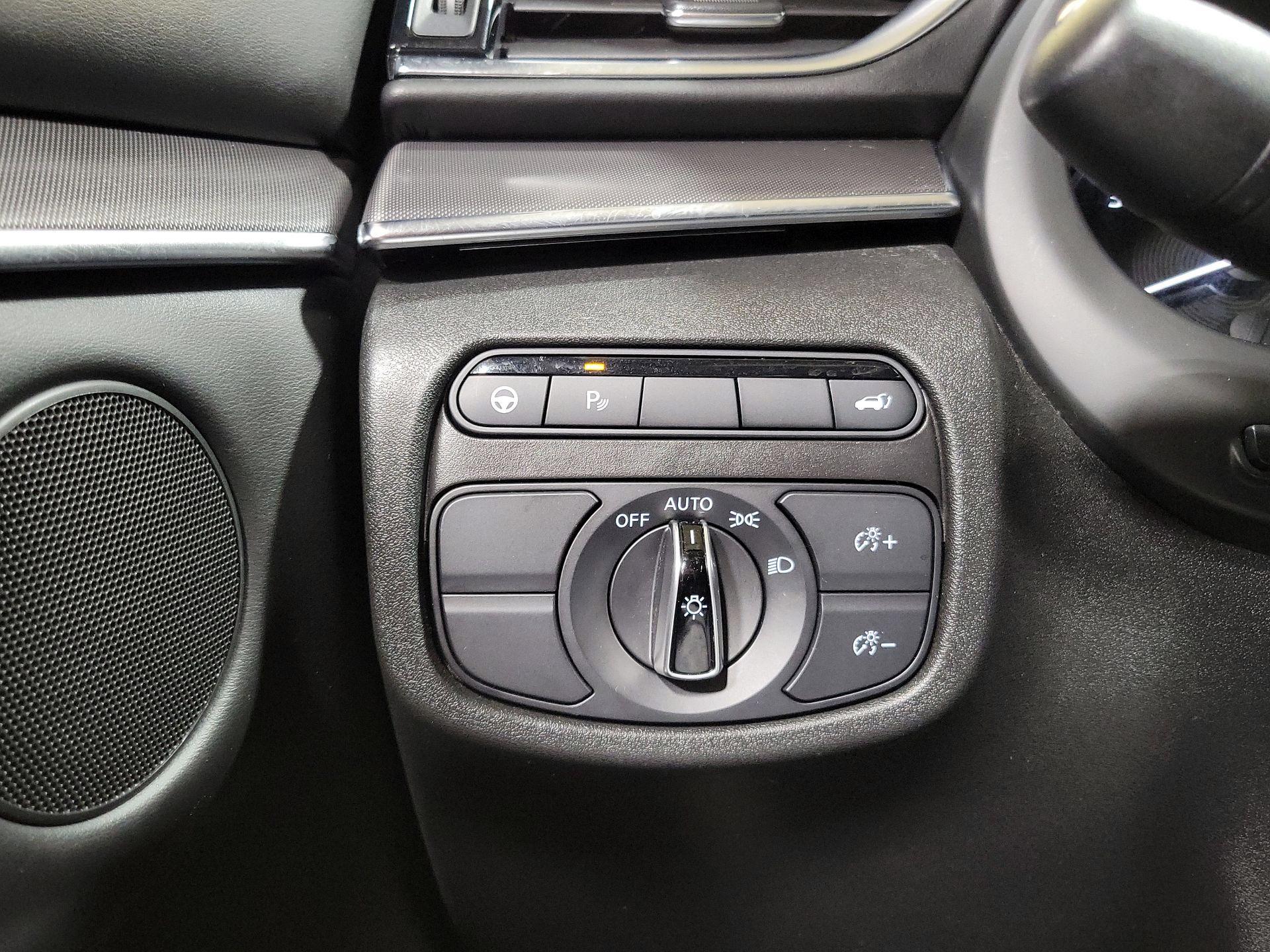 Thumbnail: 2023 INFINITI QX50 - 13