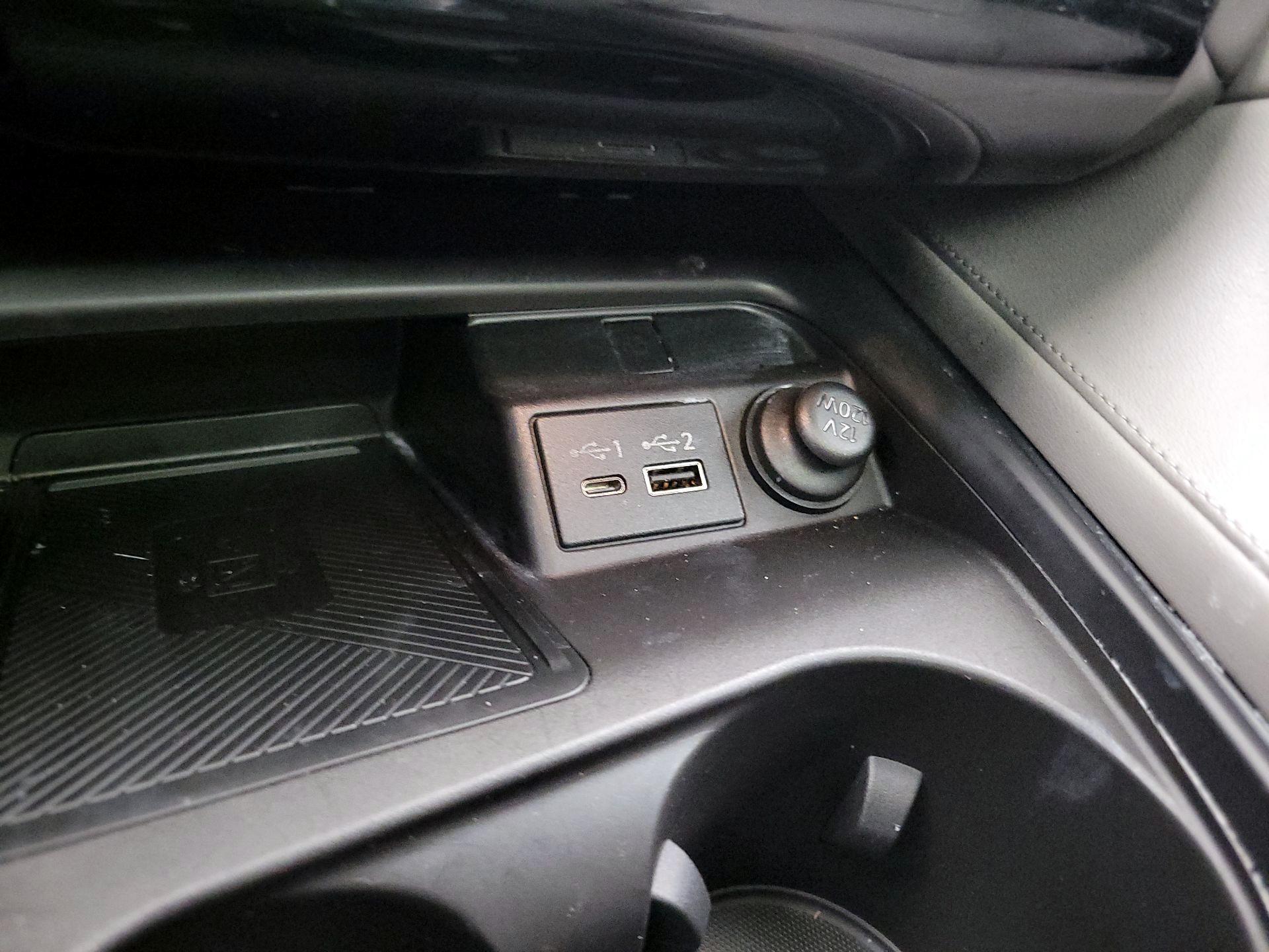 Thumbnail: 2023 INFINITI QX50 - 18