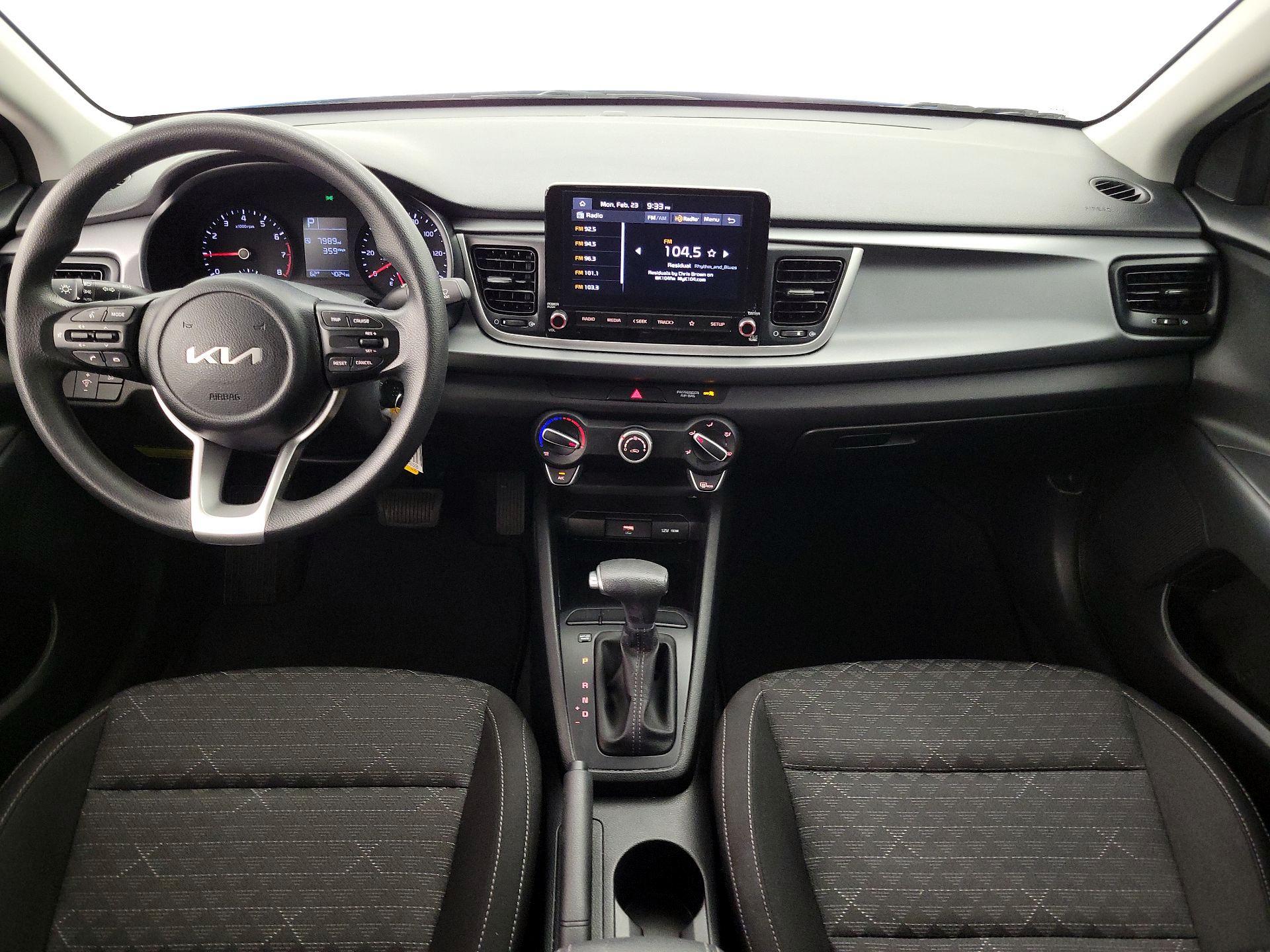 Thumbnail: 2023 Kia Rio - 9