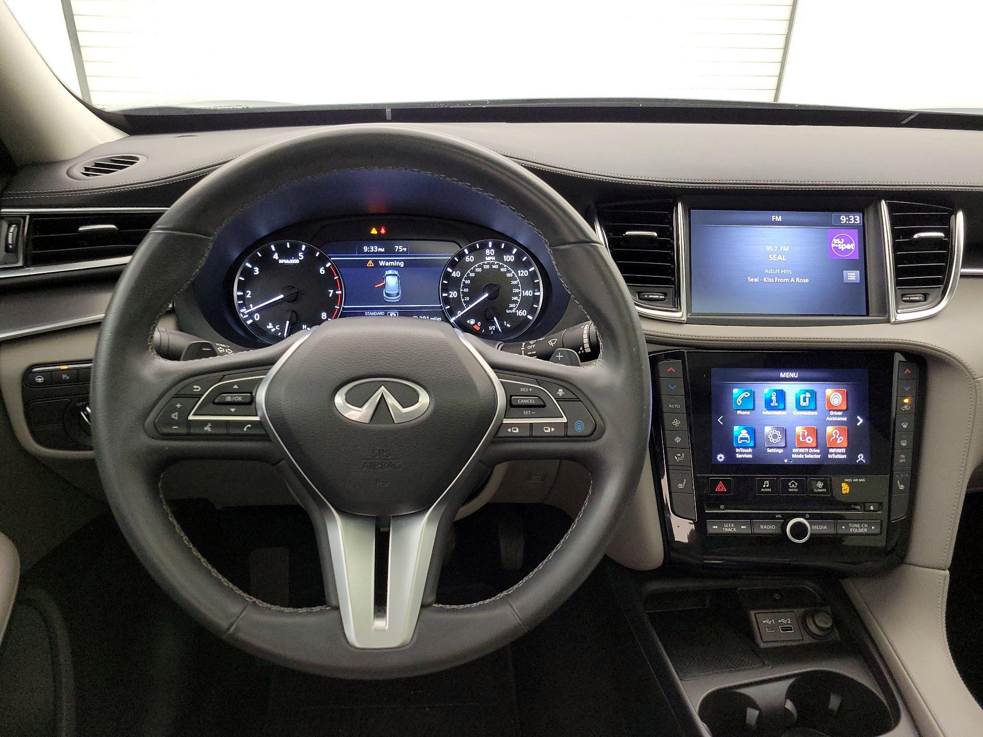 Thumbnail: 2023 INFINITI QX50 - 10