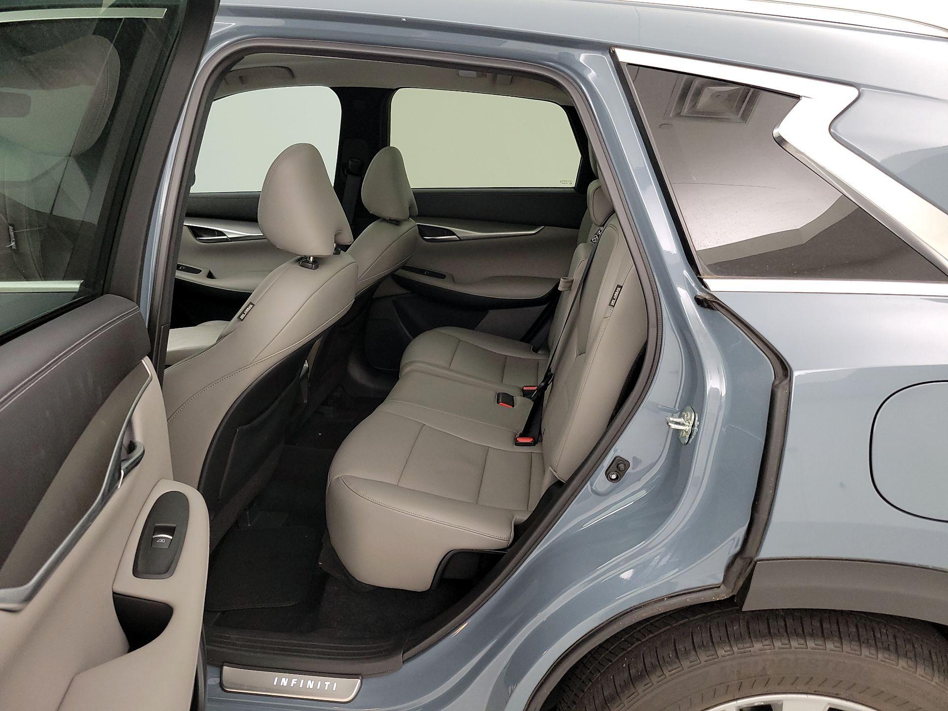 Thumbnail: 2023 INFINITI QX50 - 20