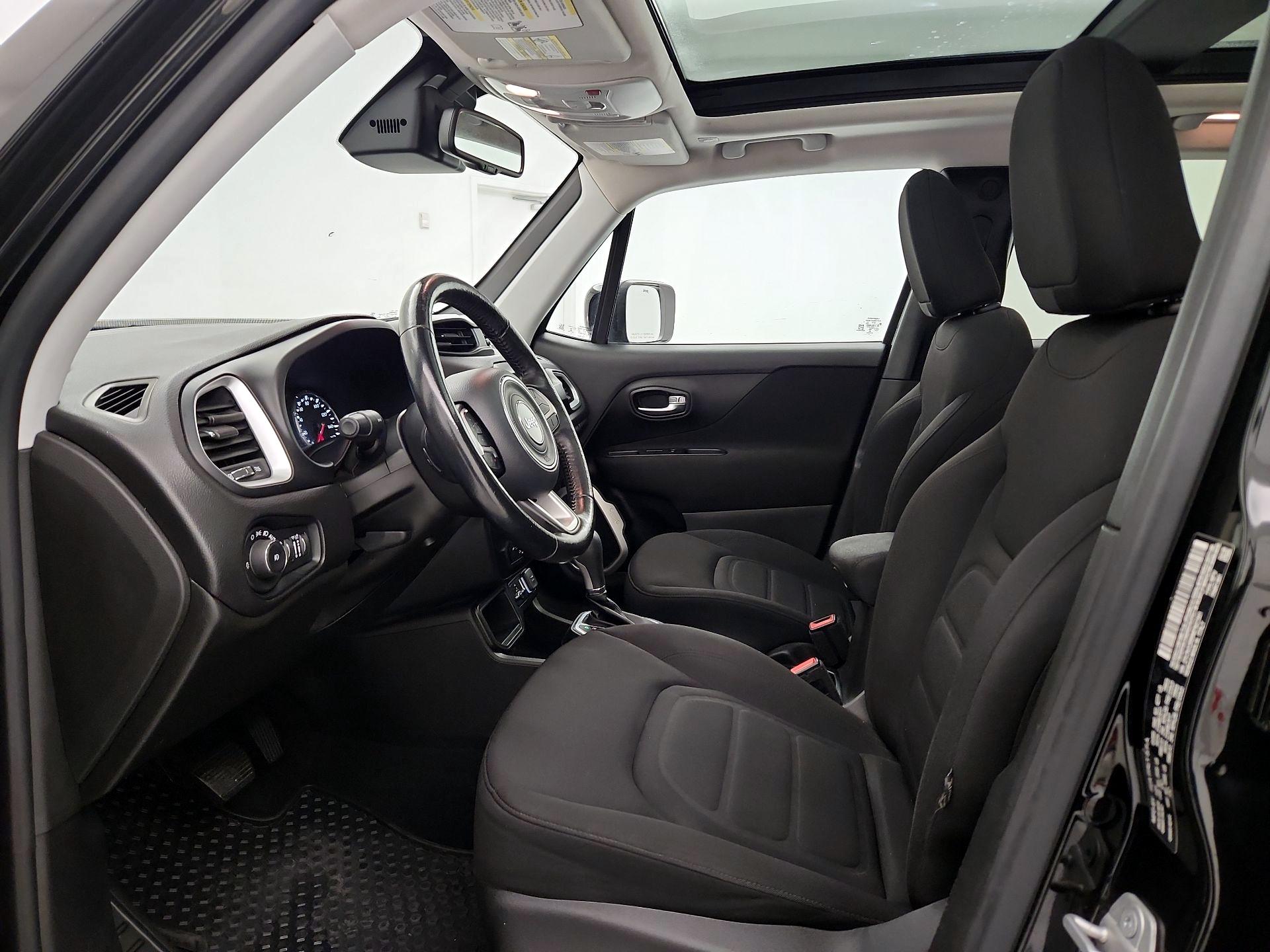 Thumbnail: 2021 Jeep Renegade - 11