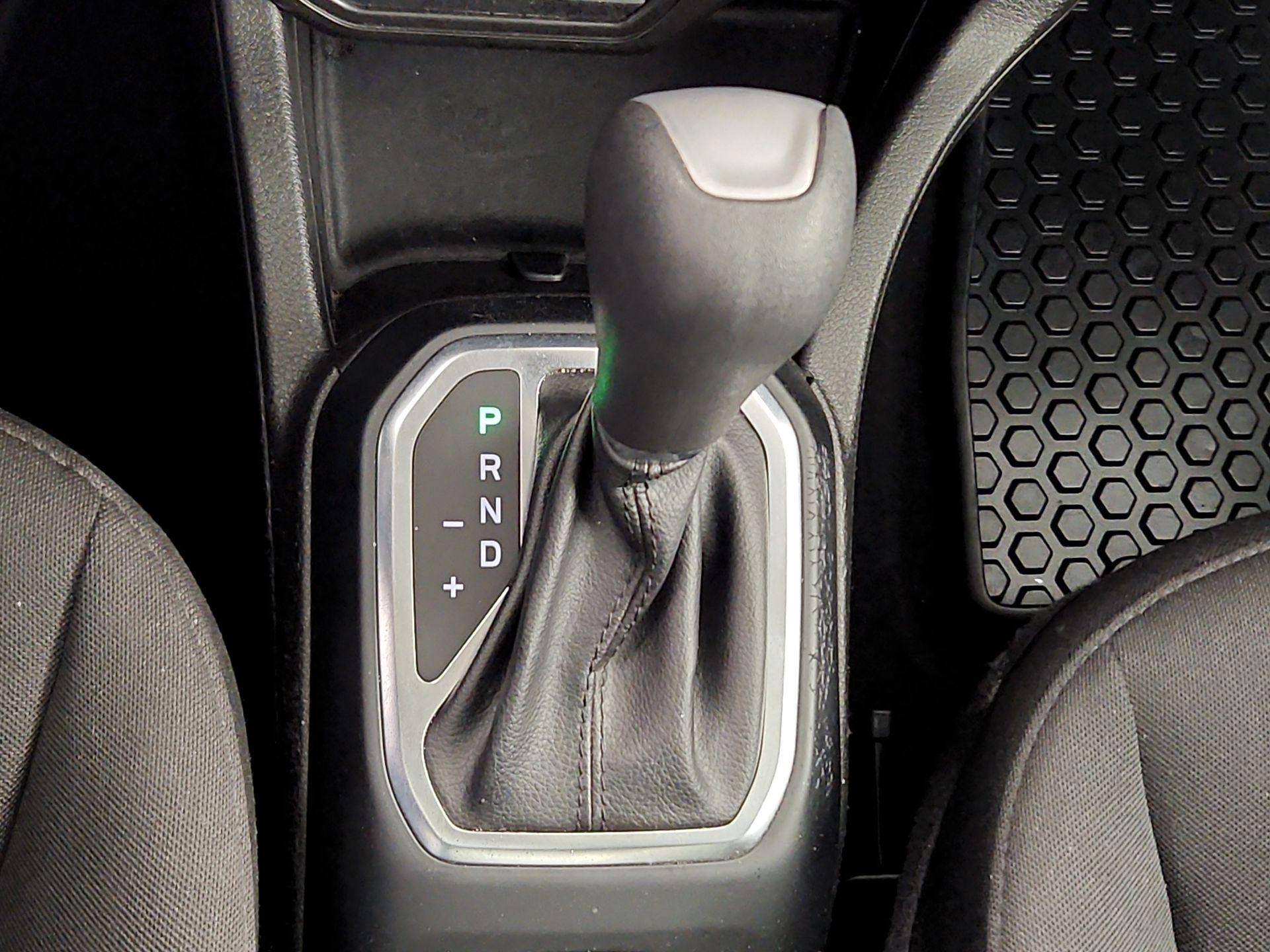 Thumbnail: 2021 Jeep Renegade - 17