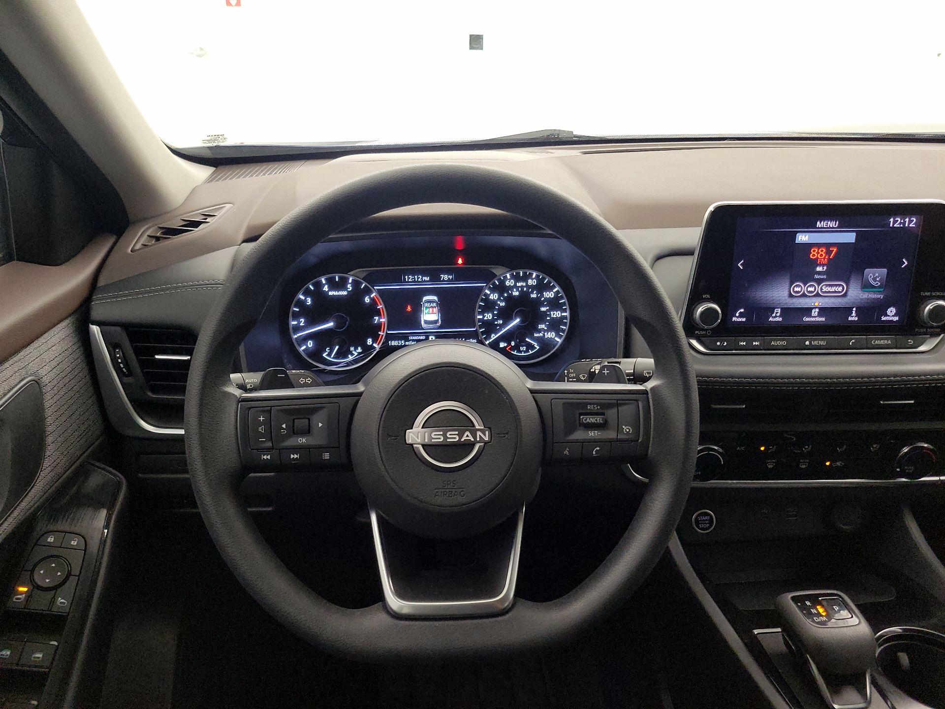 Thumbnail: 2023 Nissan Rogue - 10