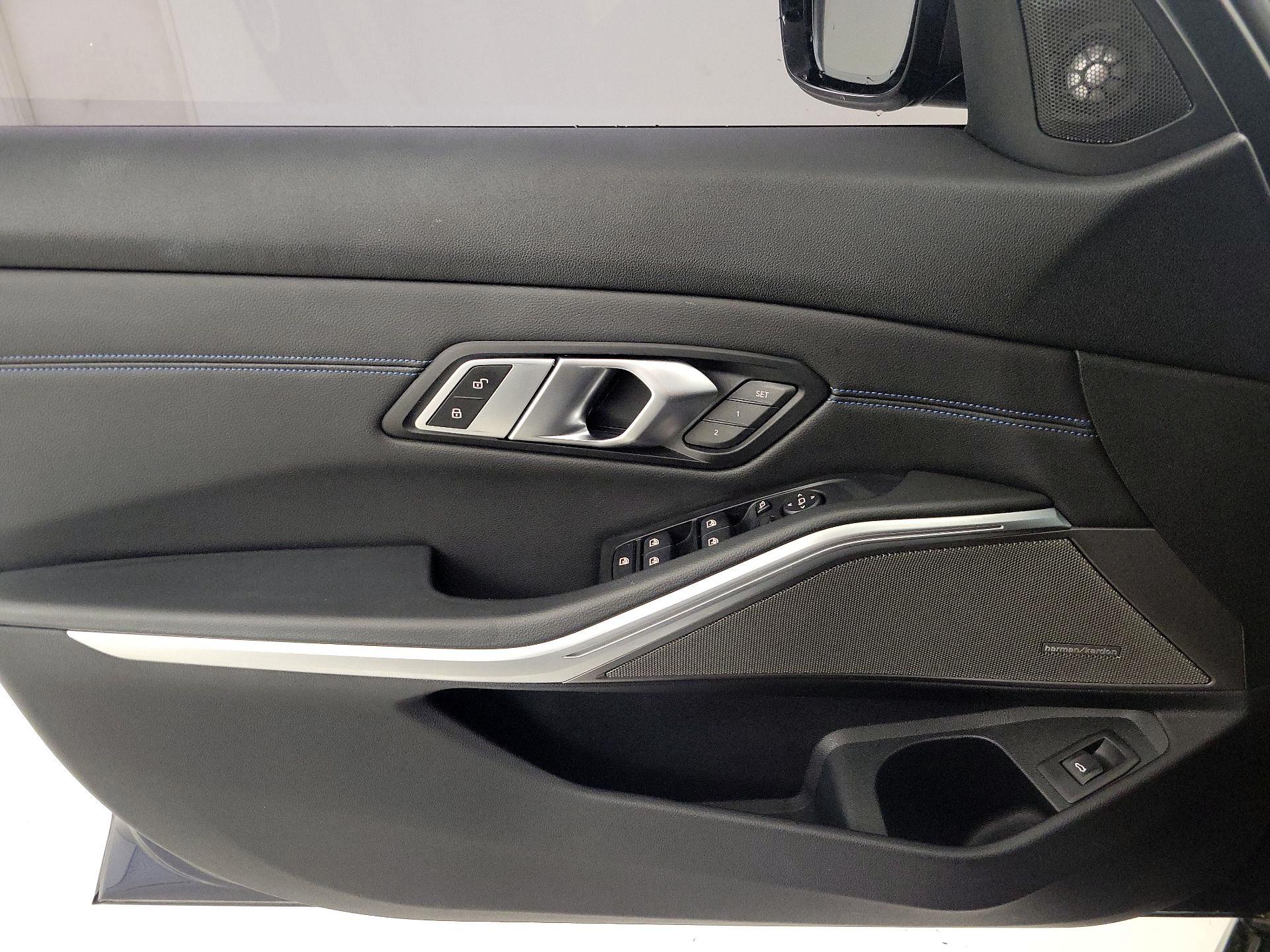 Thumbnail: 2020 BMW 3 Series - 12