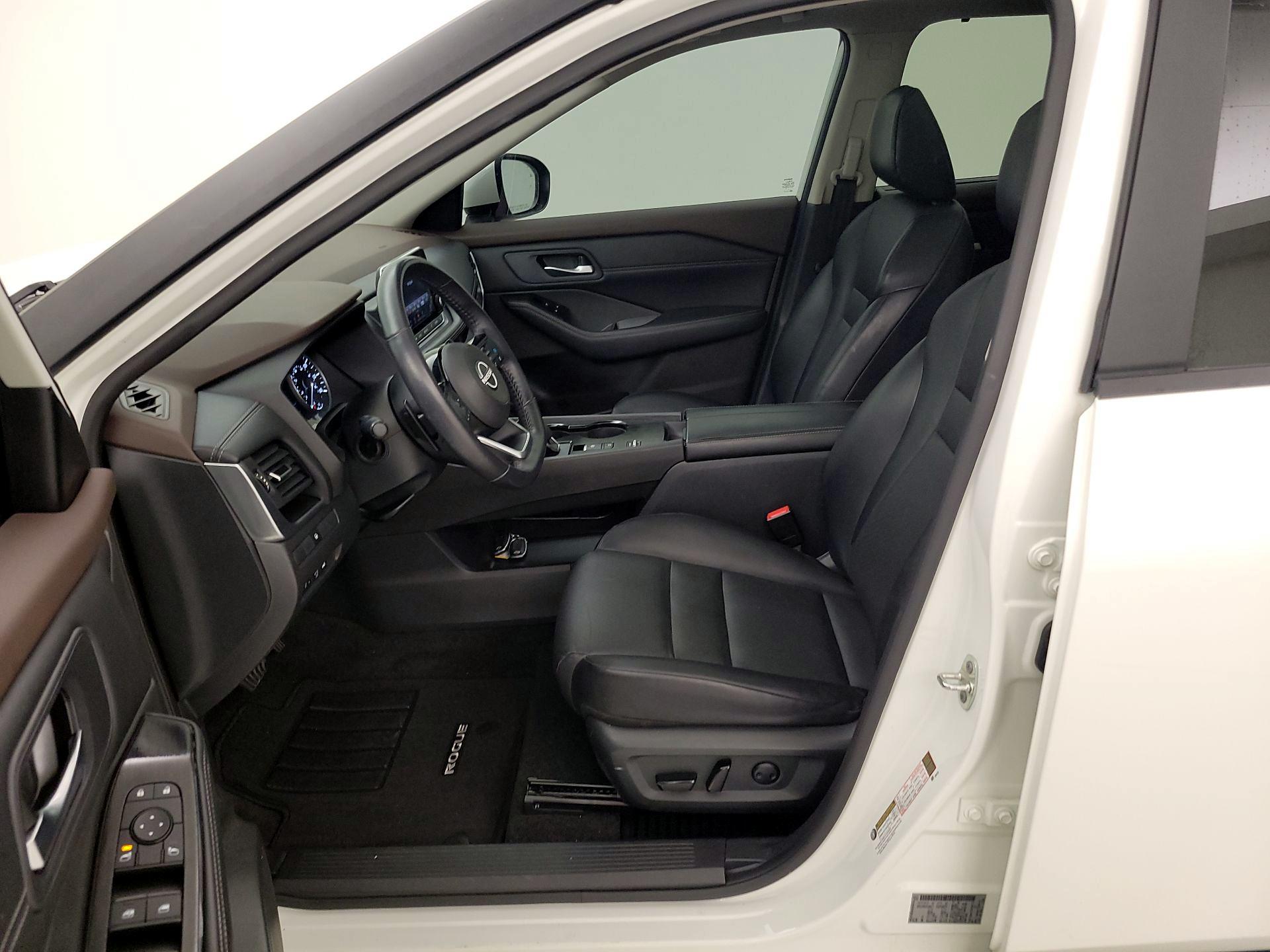 Thumbnail: 2023 Nissan Rogue - 11