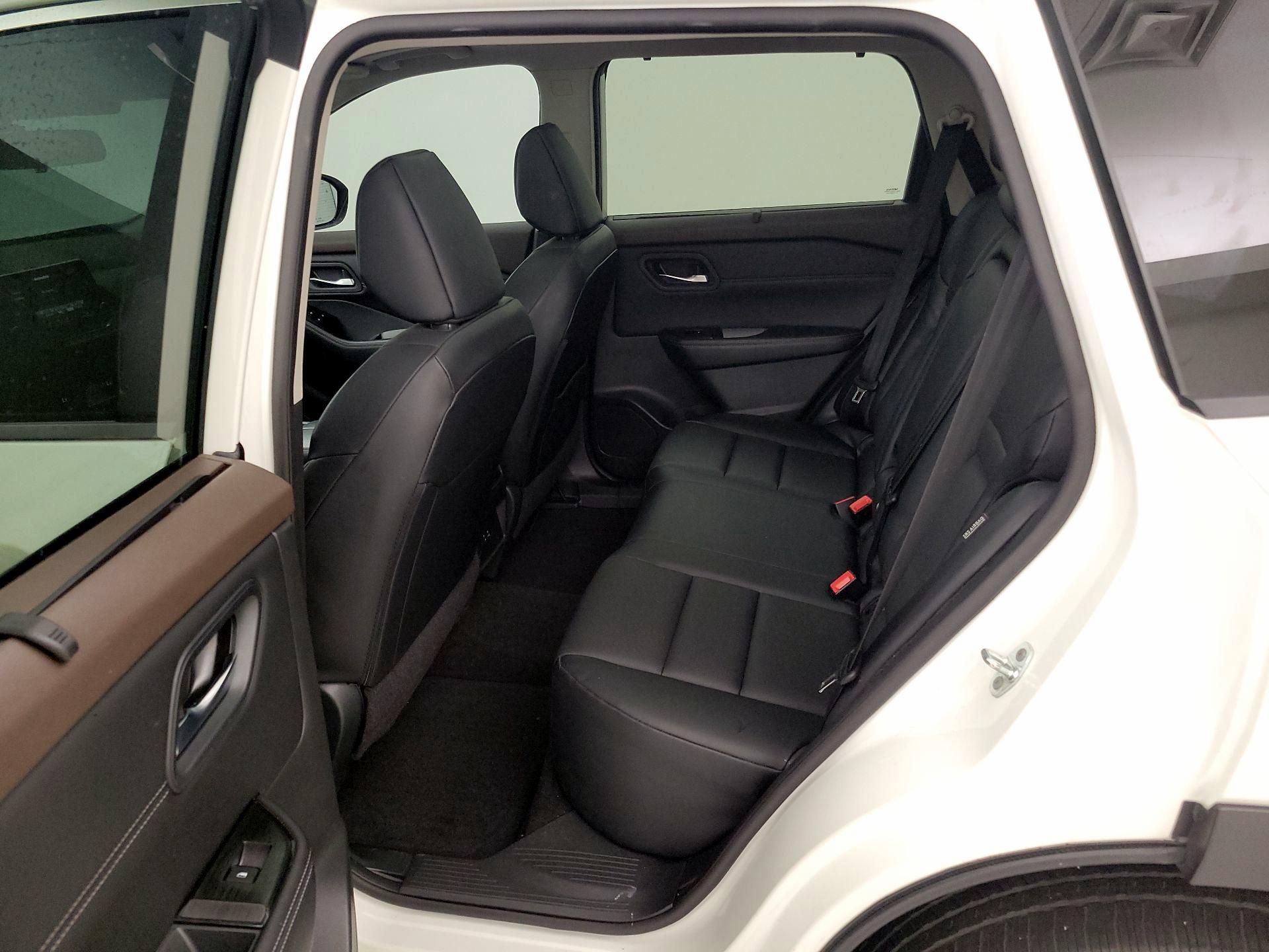 Thumbnail: 2023 Nissan Rogue - 20