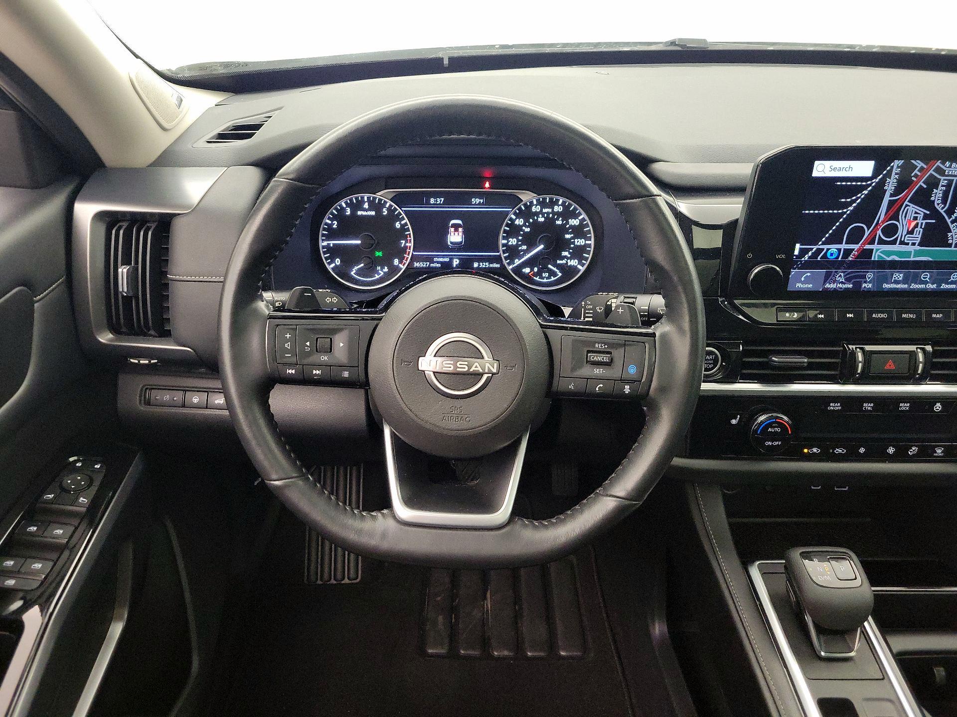 Thumbnail: 2023 Nissan Pathfinder - 10