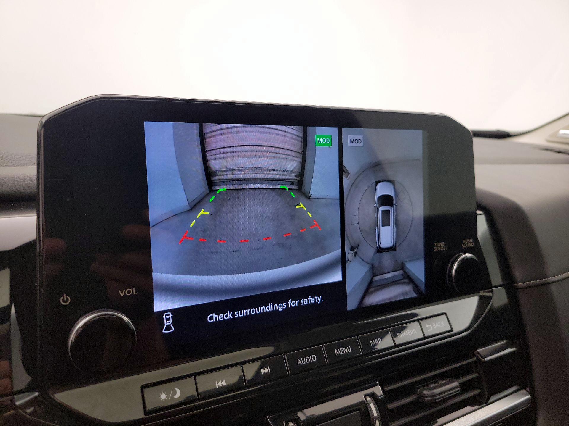 Thumbnail: 2023 Nissan Pathfinder - 15