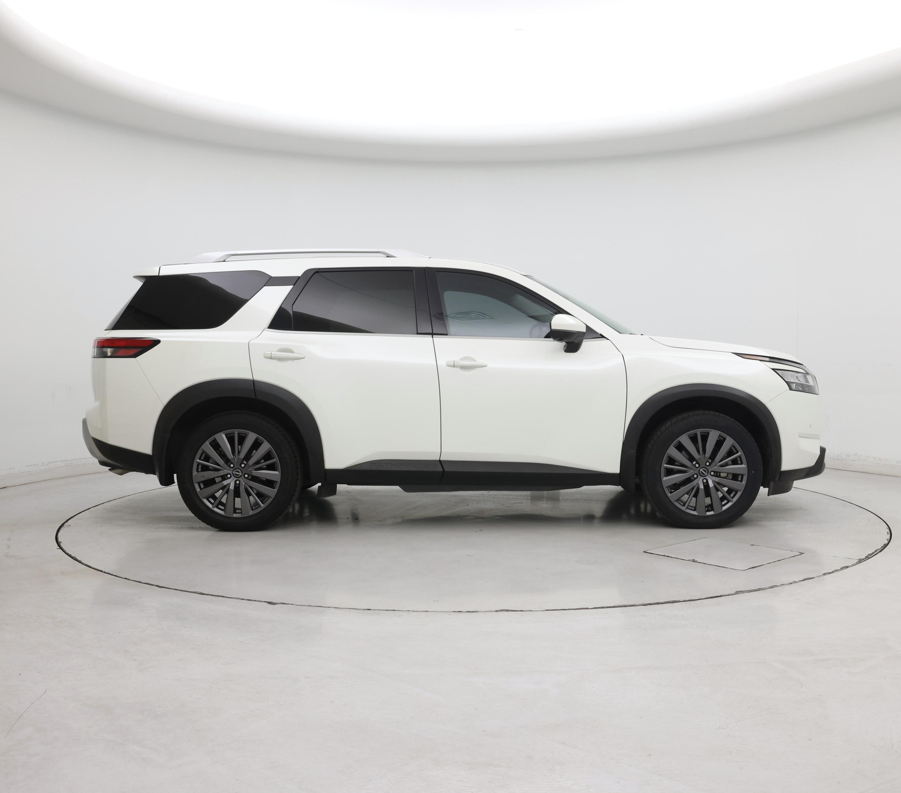 Thumbnail: 2023 Nissan Pathfinder - 7