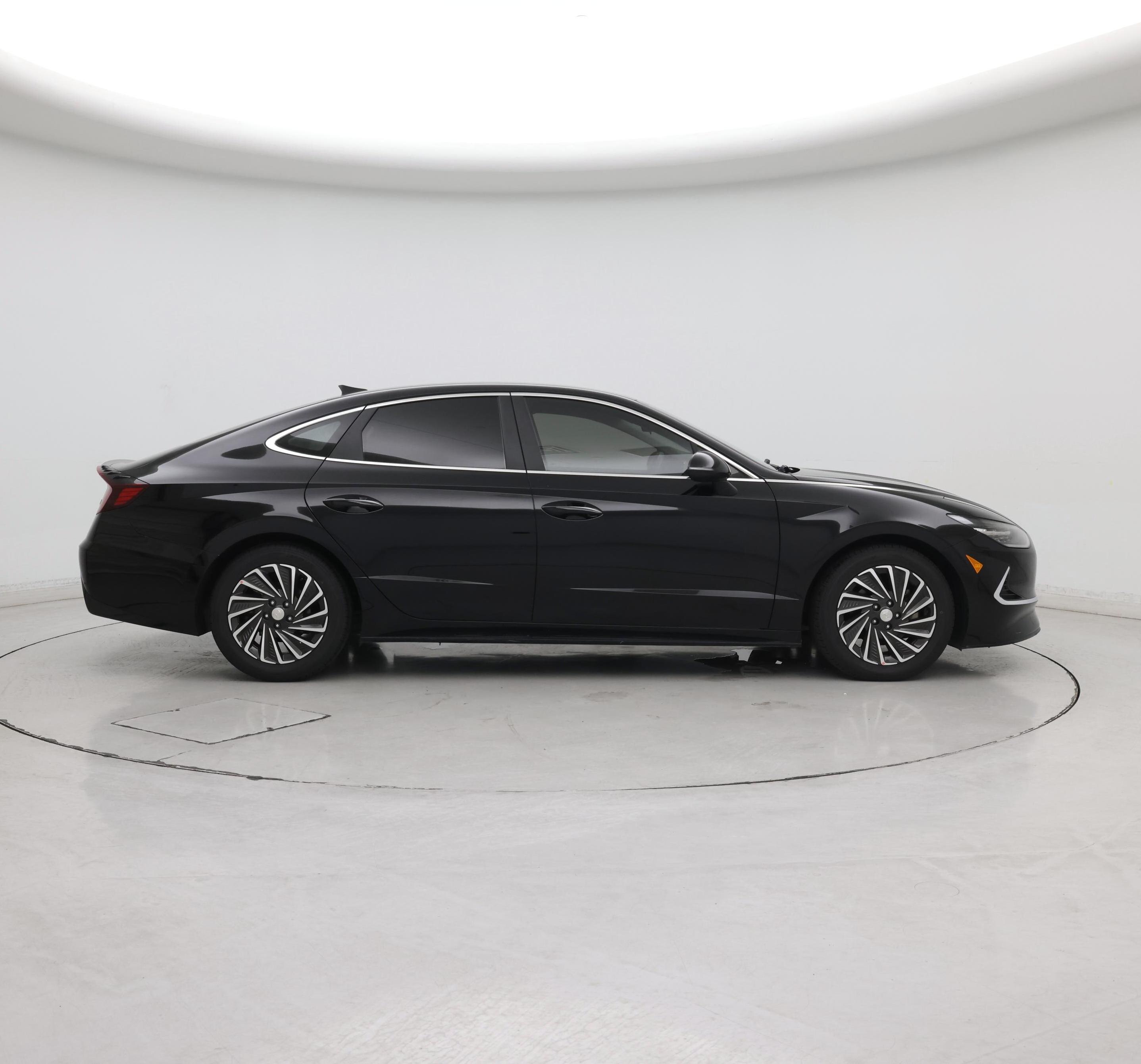 Thumbnail: 2023 Hyundai Sonata - 7