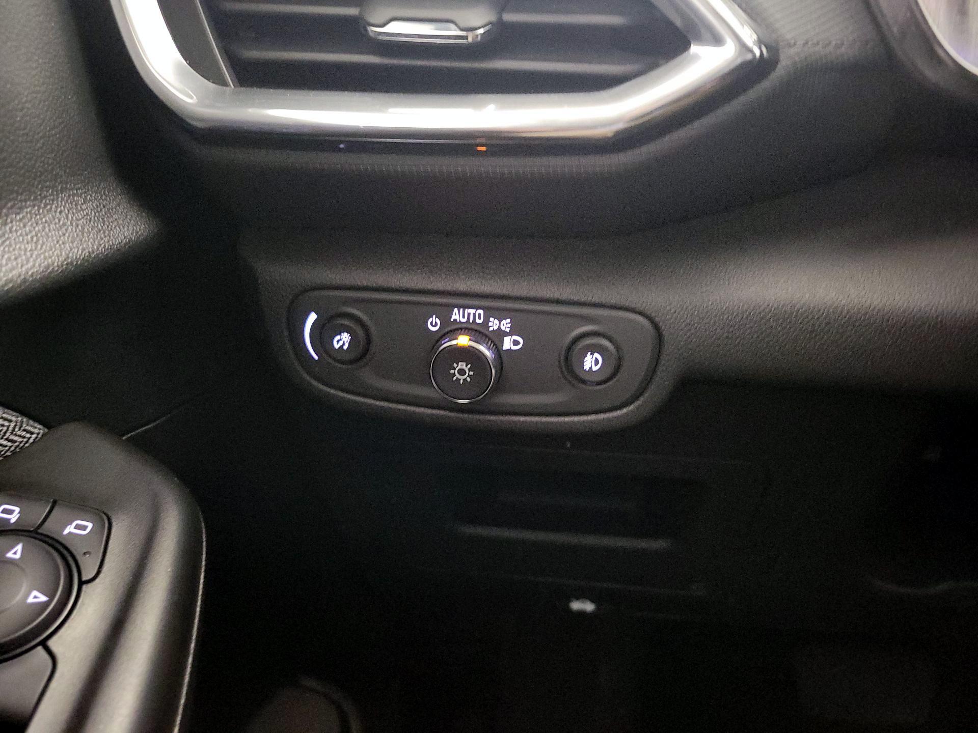 Thumbnail: 2023 Chevrolet TrailBlazer - 13