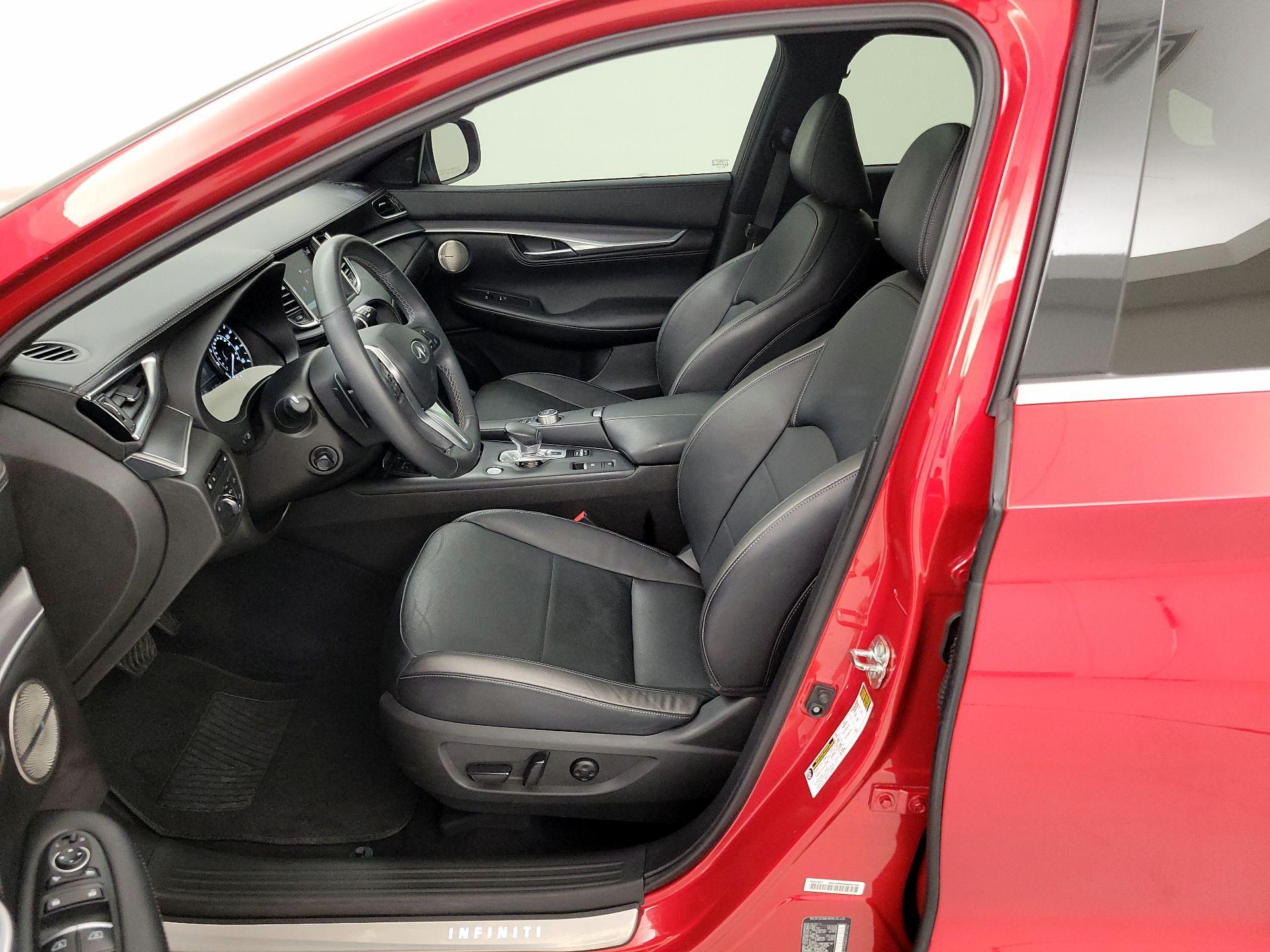 Thumbnail: 2023 INFINITI QX55 - 11