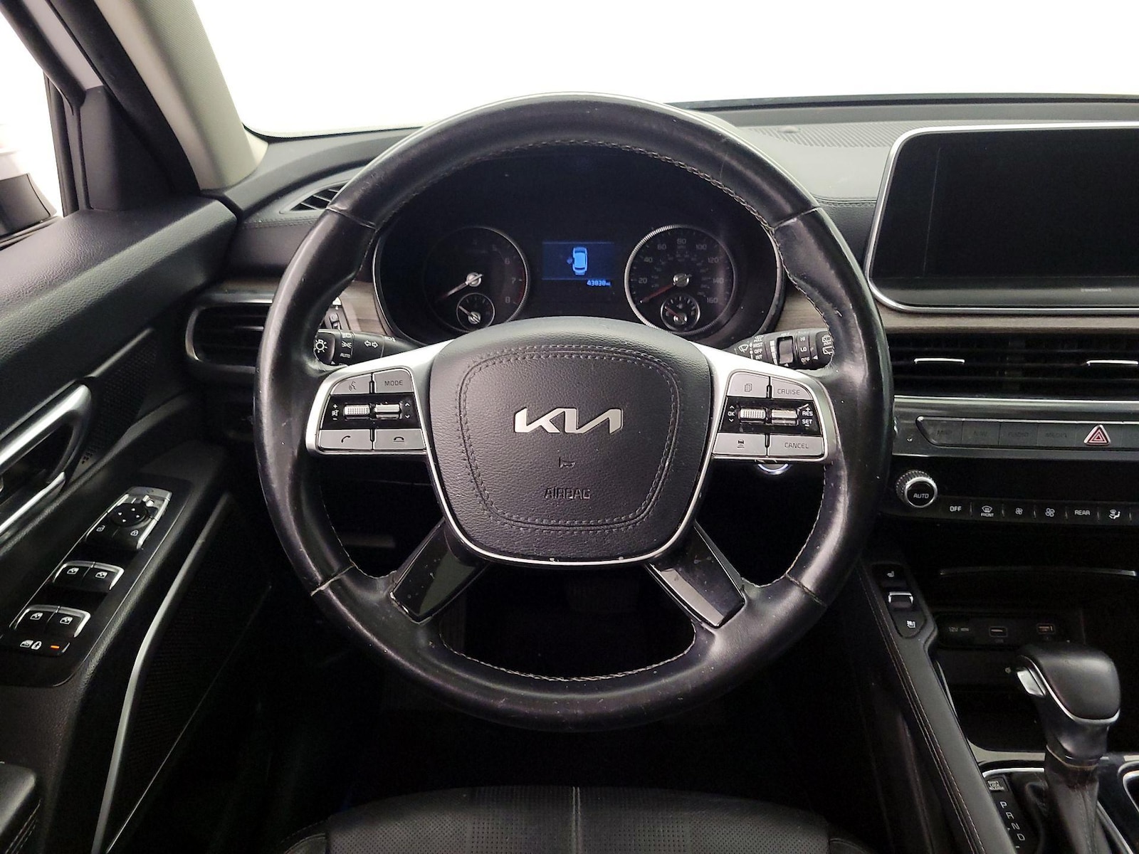 2022 Kia Telluride EX - Photo 11
