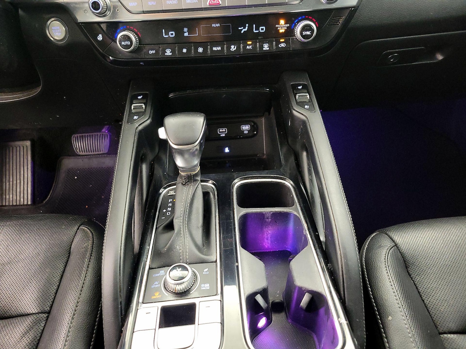 2022 Kia Telluride EX - Photo 18