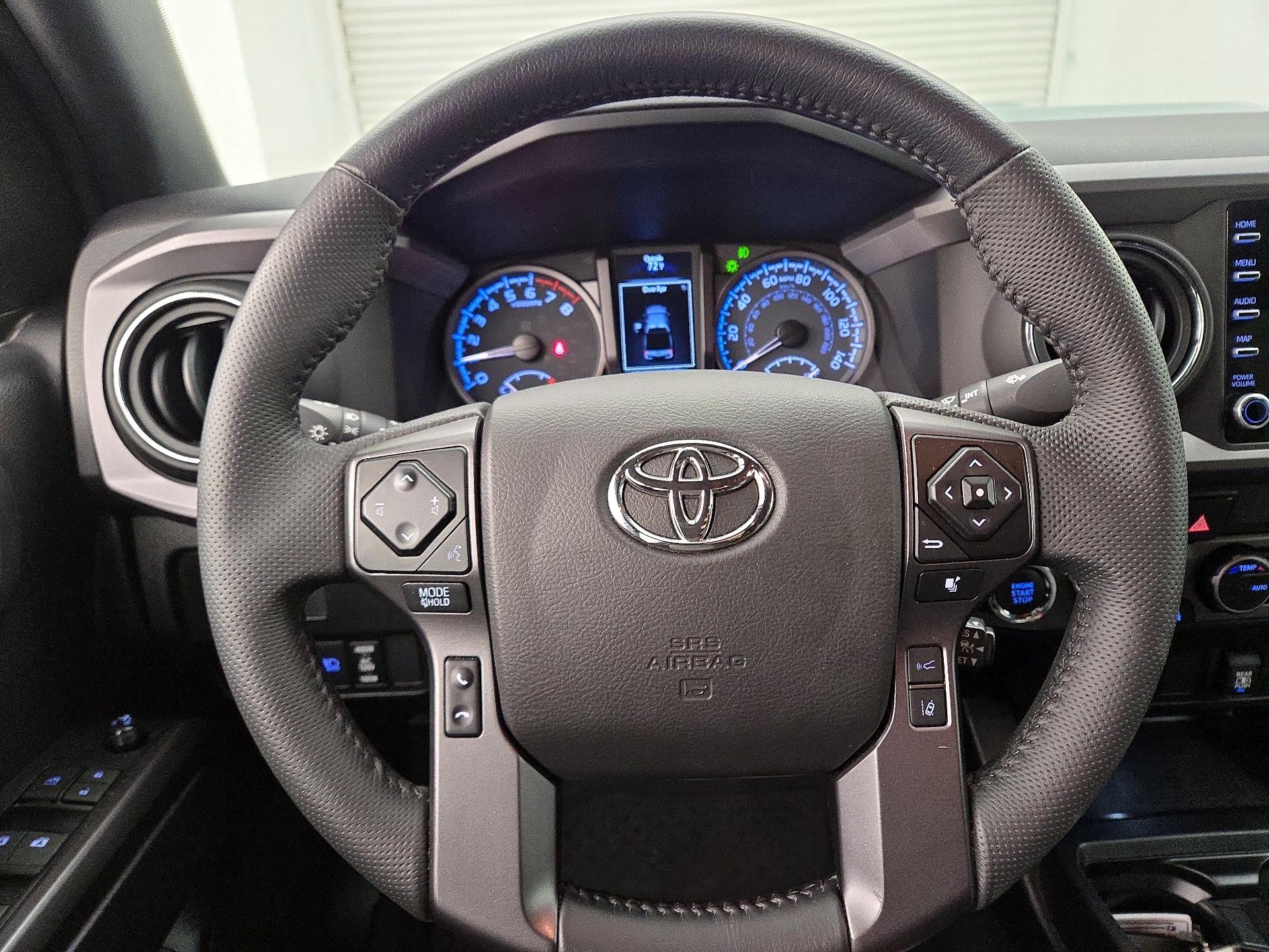 Thumbnail: 2022 Toyota Tacoma - 10