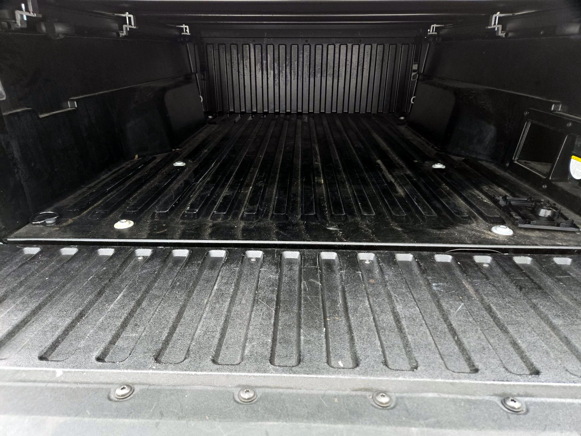 Thumbnail: 2022 Toyota Tacoma - 20