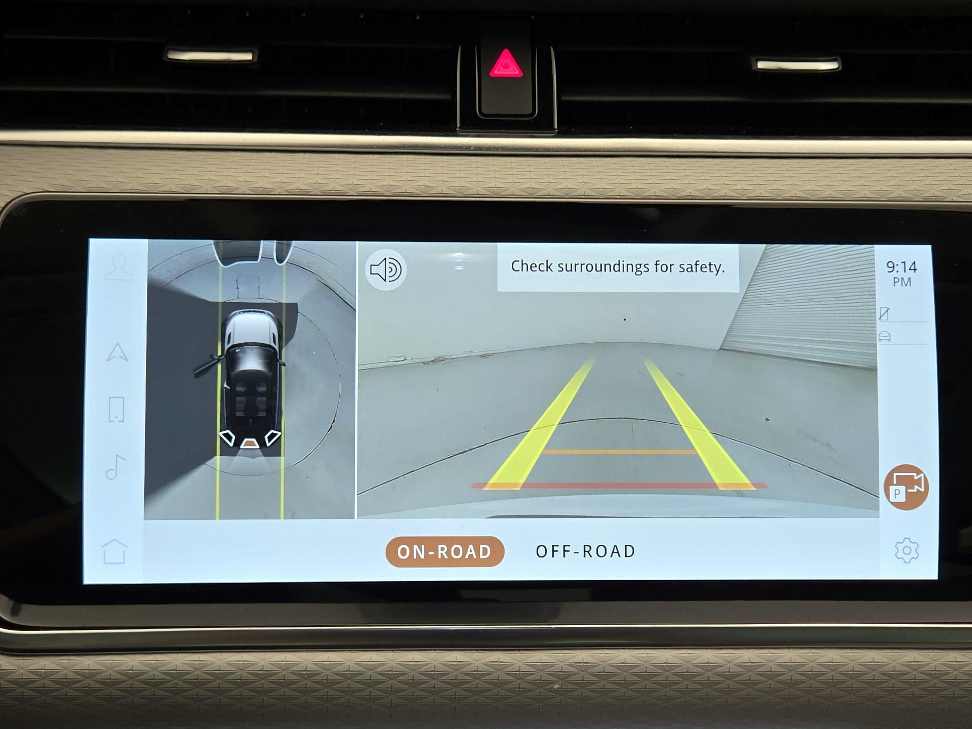 Thumbnail: 2021 Land Rover Range Rover Evoque - 15