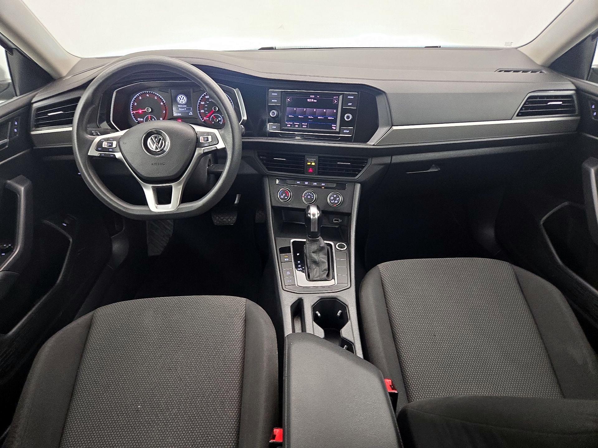 Thumbnail: 2019 Volkswagen Jetta - 9