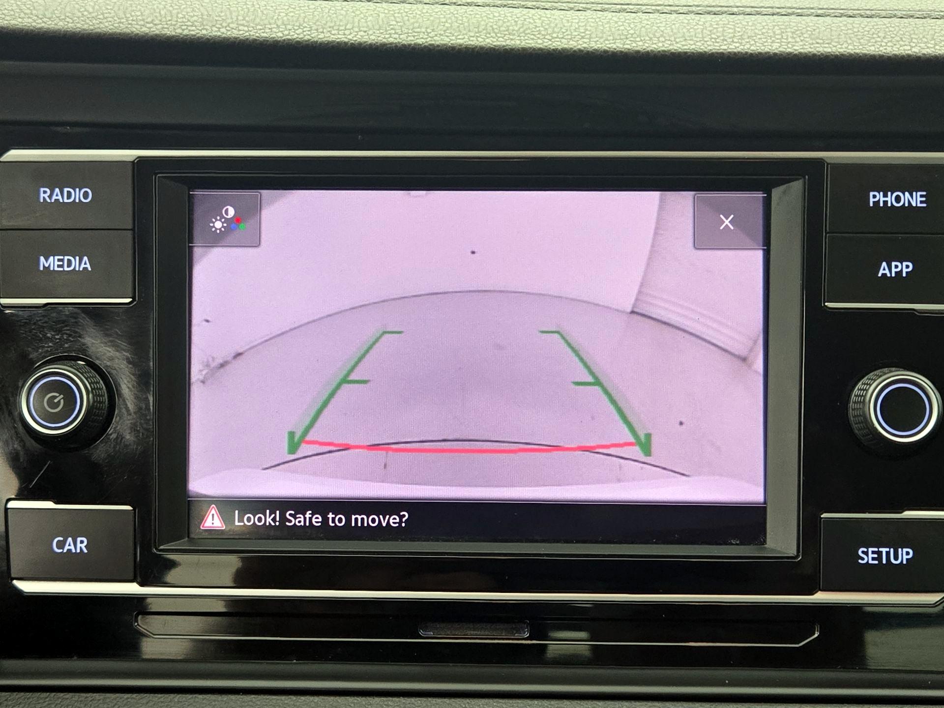 Thumbnail: 2019 Volkswagen Jetta - 14