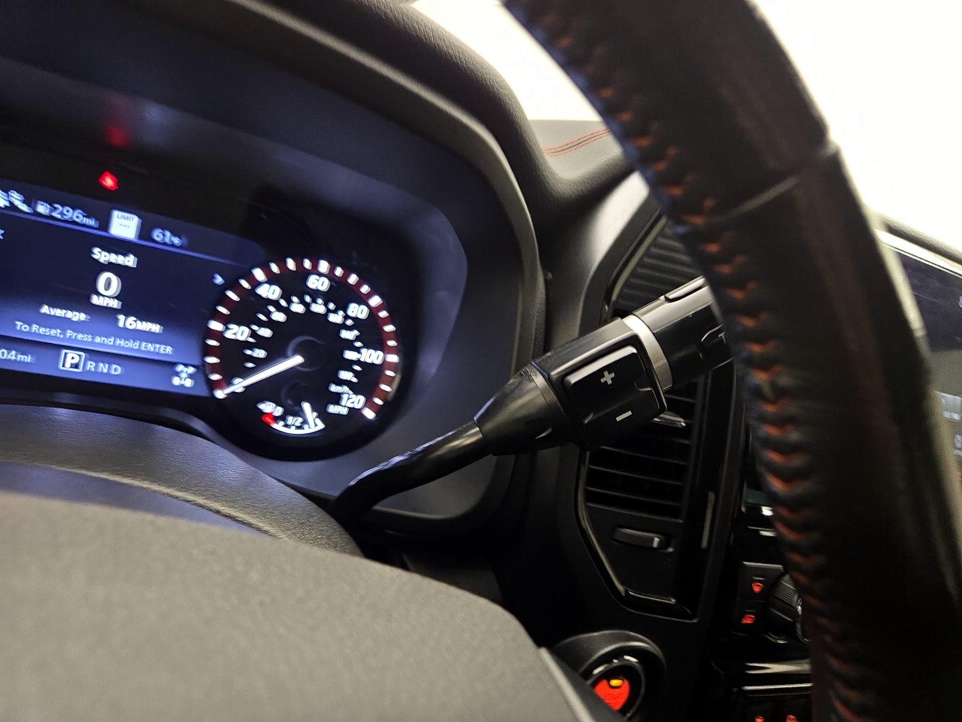 Thumbnail: 2023 Nissan Titan - 18